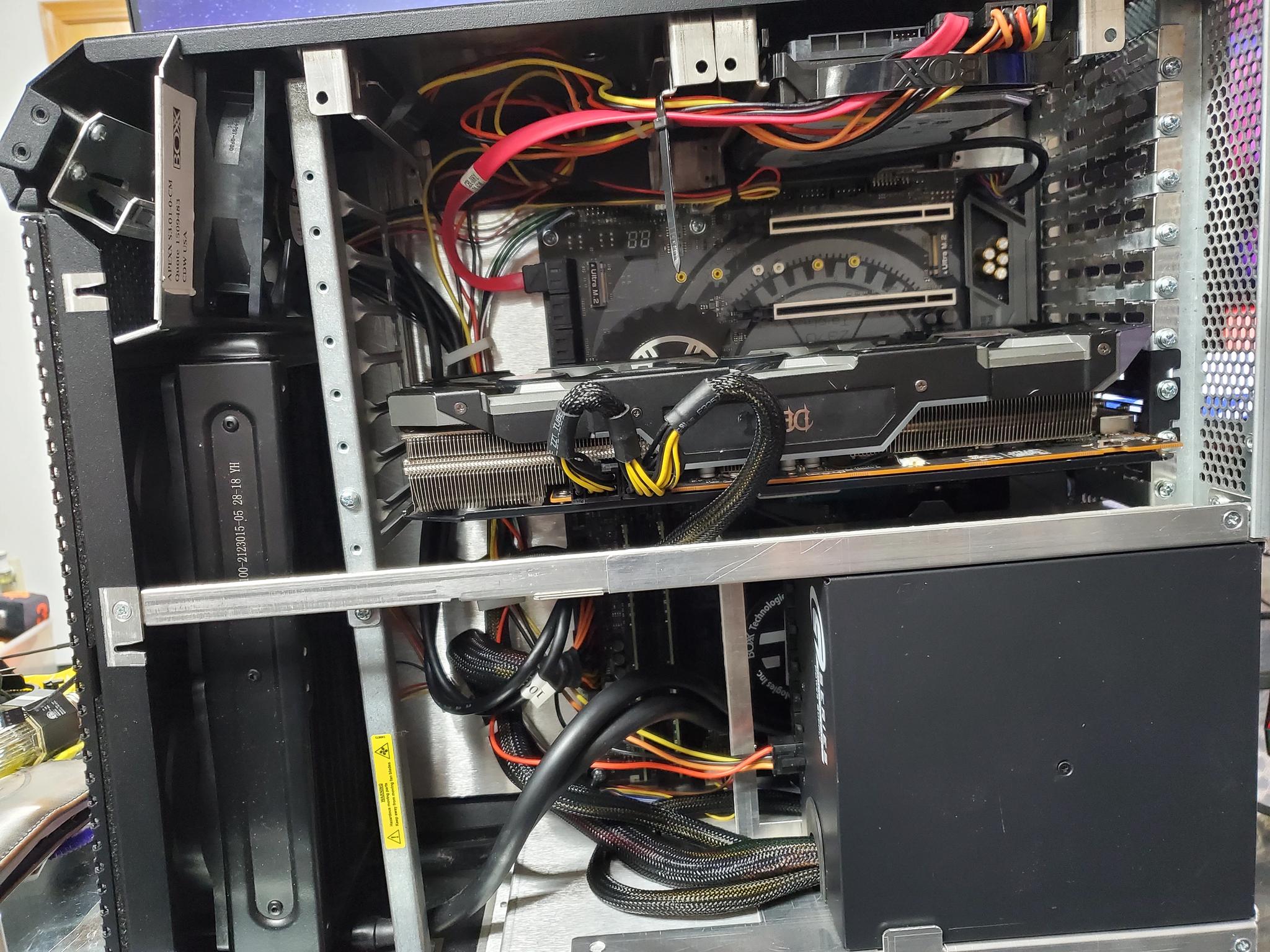 gaming pc Intel i7 8700k 5700xt 16gb ddr4