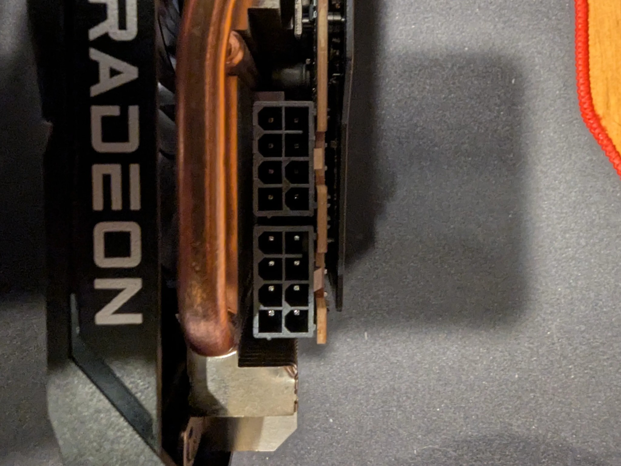 ASROCK RX 6700xt