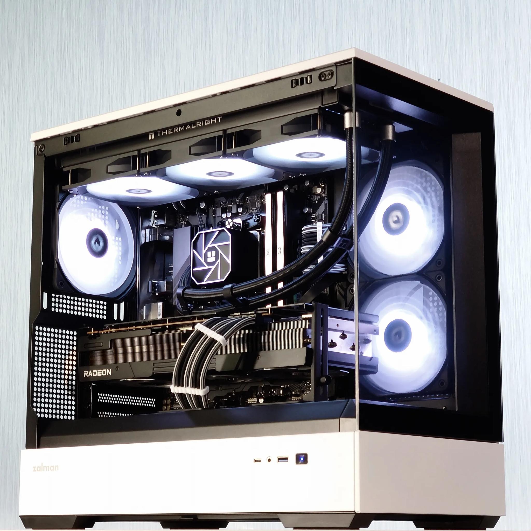 ⚪⚫🤖Stormtrooper Gaming PC⚔️AMD RX 7900 XT 20GB⚔️Ryzen 7 7700⚔️32GB DDR5⚔️2TB SSD