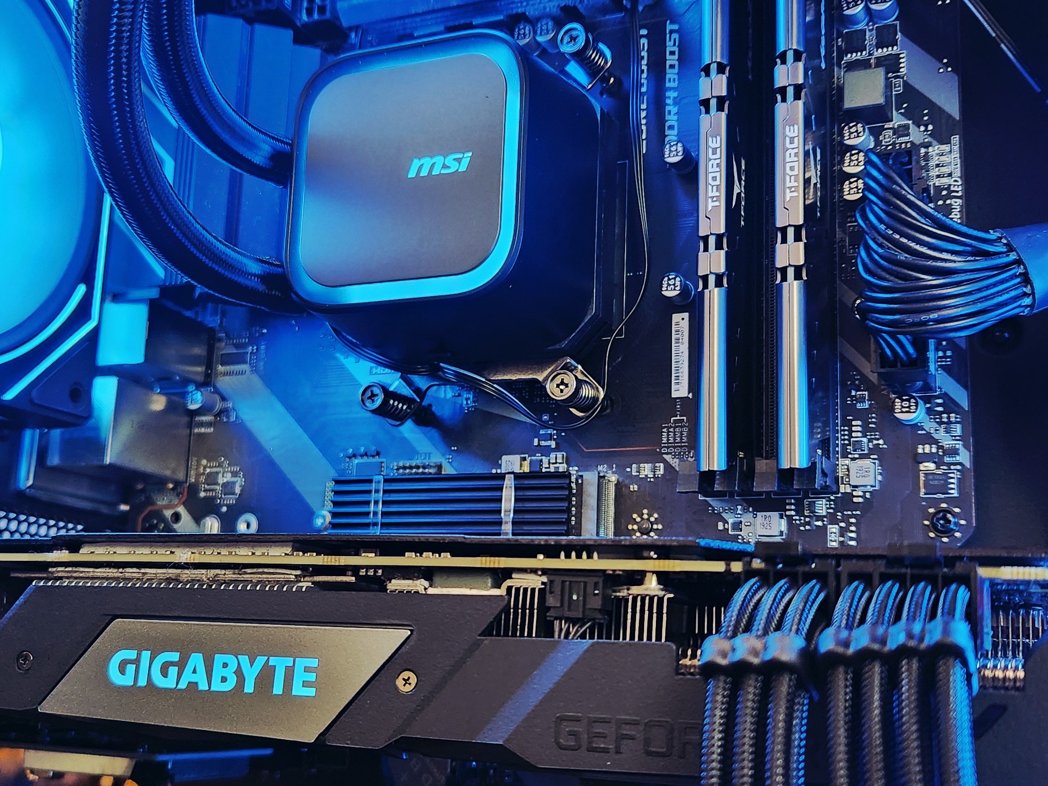 RTX 2060 Super | Ryzen 5 3600 | 16GB DDR4 | 512GB NVMe SSD | WINDOWS 11 Pro