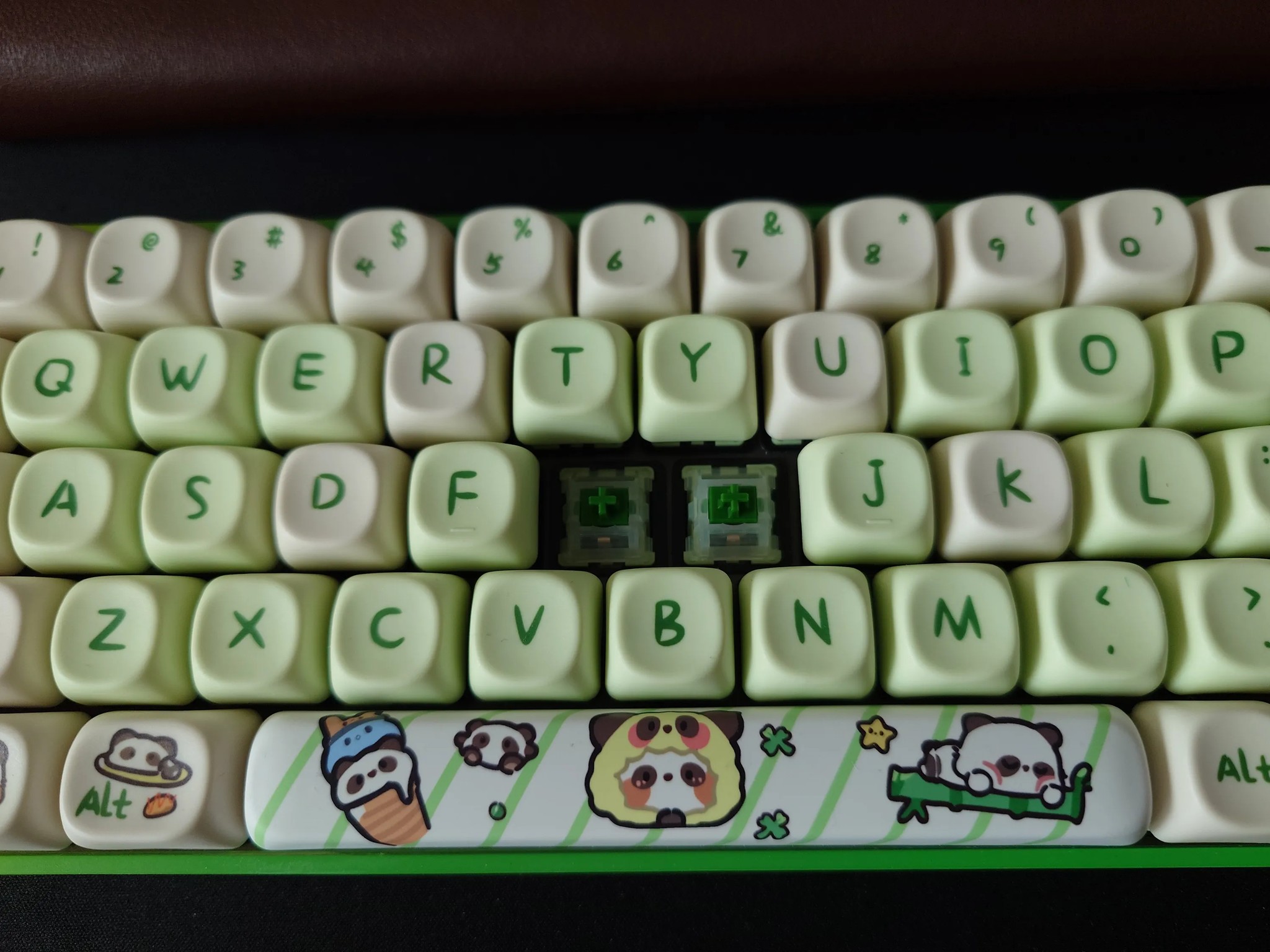 Matcha Panda: 65% Custom Keyboard