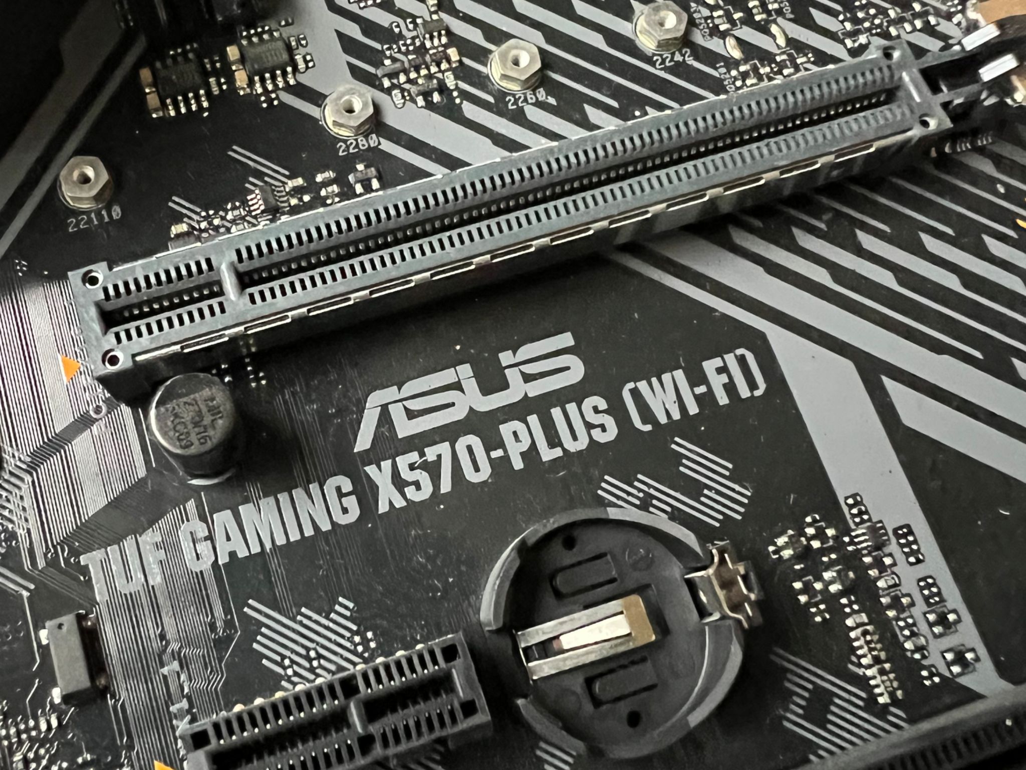 X570 and b450 motherboard for parts