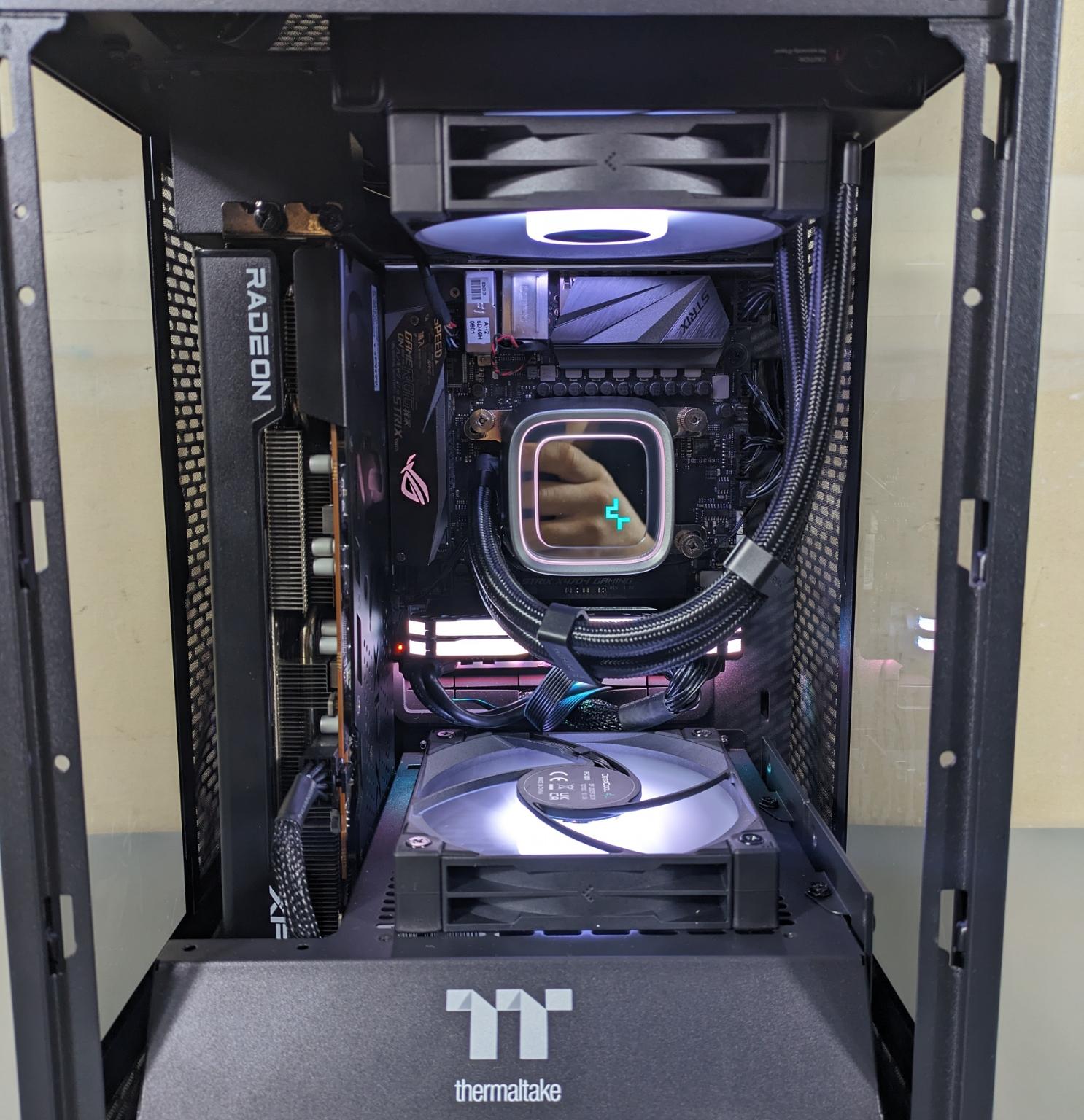 Thermaltake Tower 100 ITX Gaming PC | Ryzen 5 3600 | RX 6600 XT | 1 TB M.2