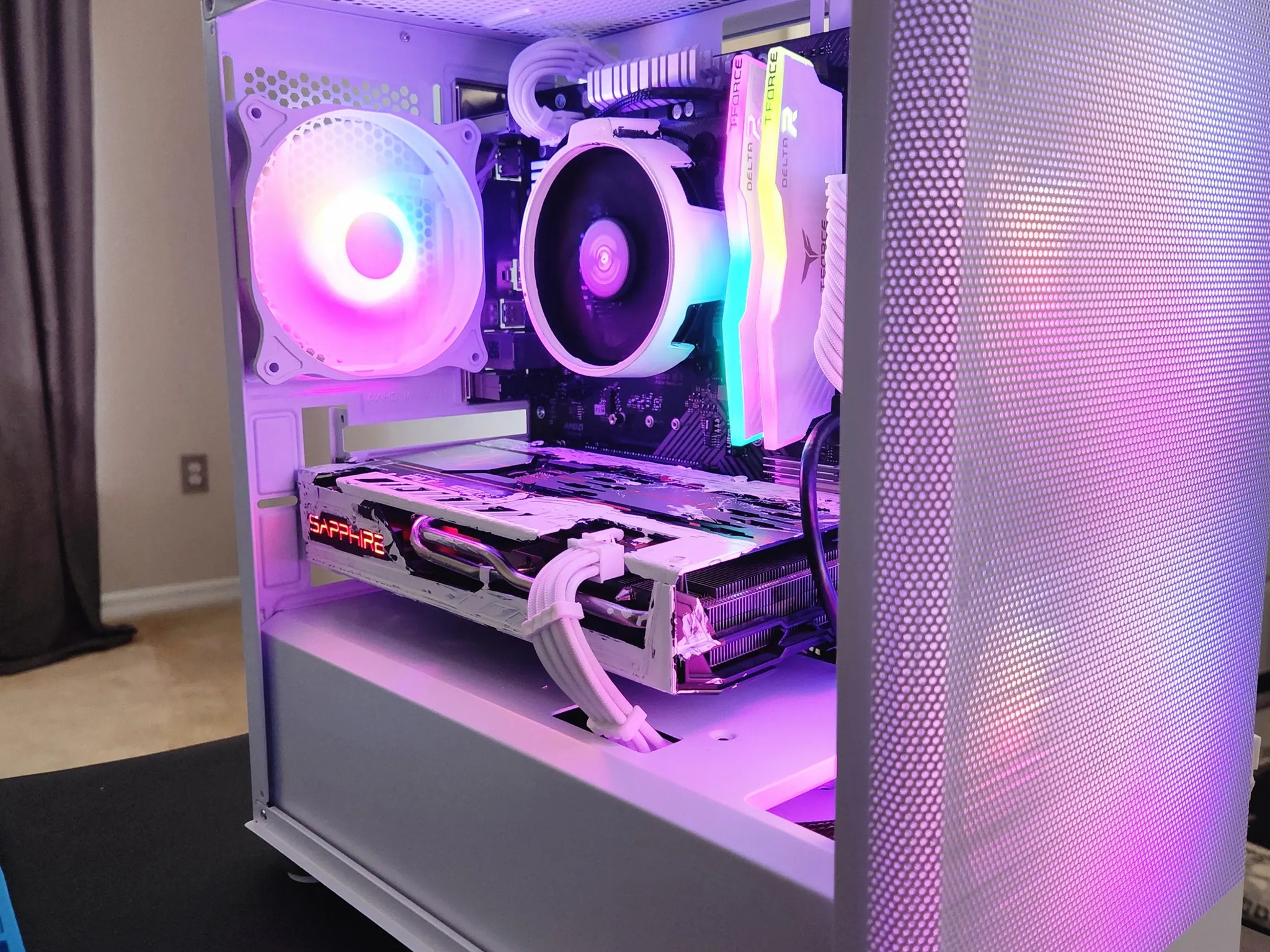 White Knight Gaming Desktop. Ryzen 5 5500/Rx 5600 XT (Similar to 3060)