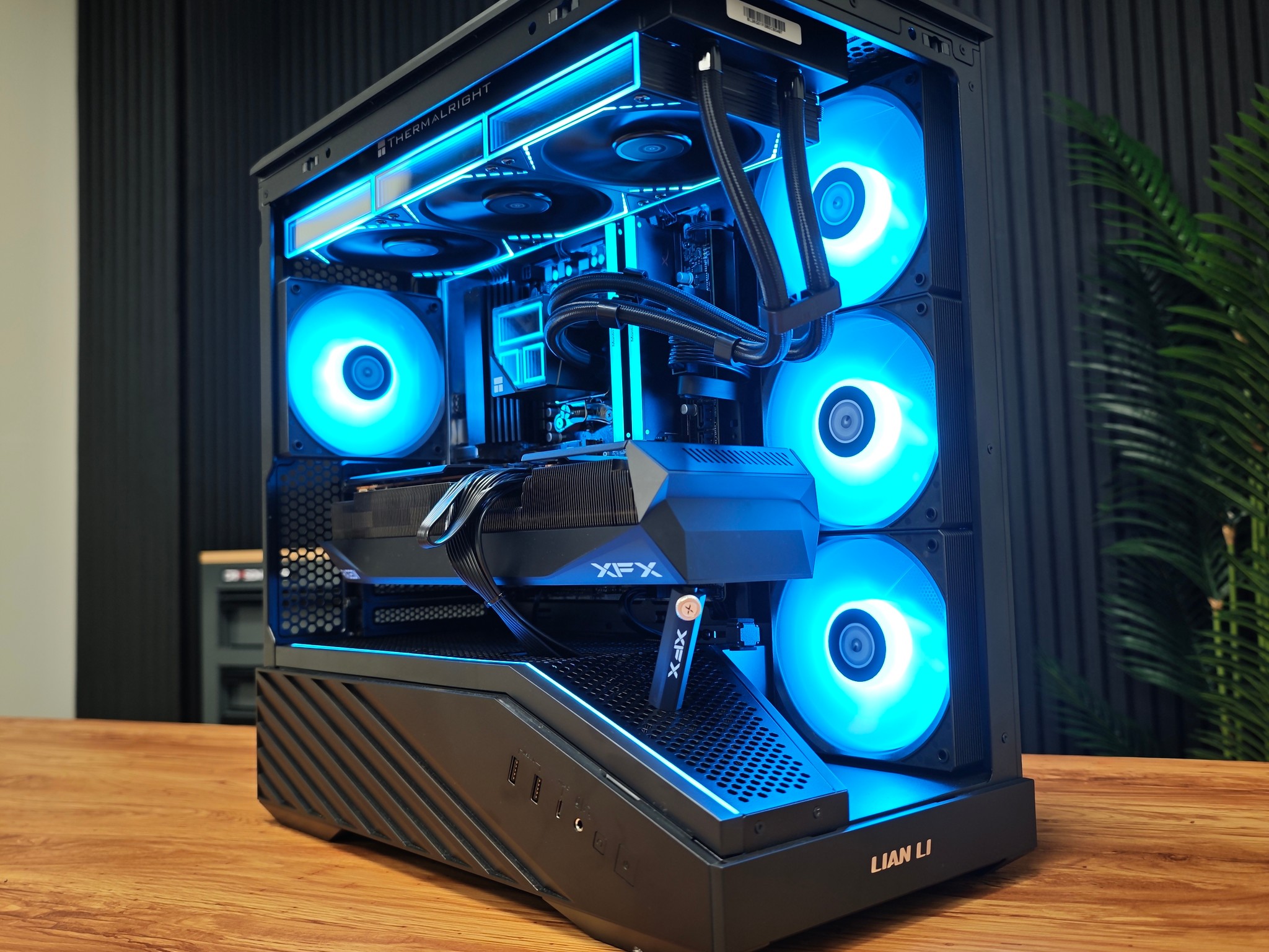 High End Gaming PC - Ryzen 7 7800X3D - RX 9070 XT