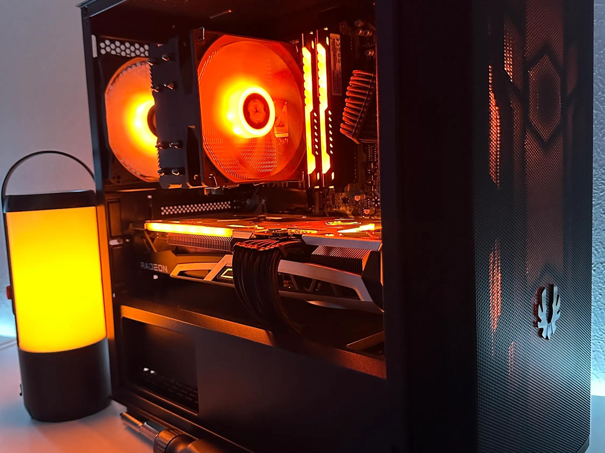 RX 6700XT / Ryzen 5600x Custom Gaming PC