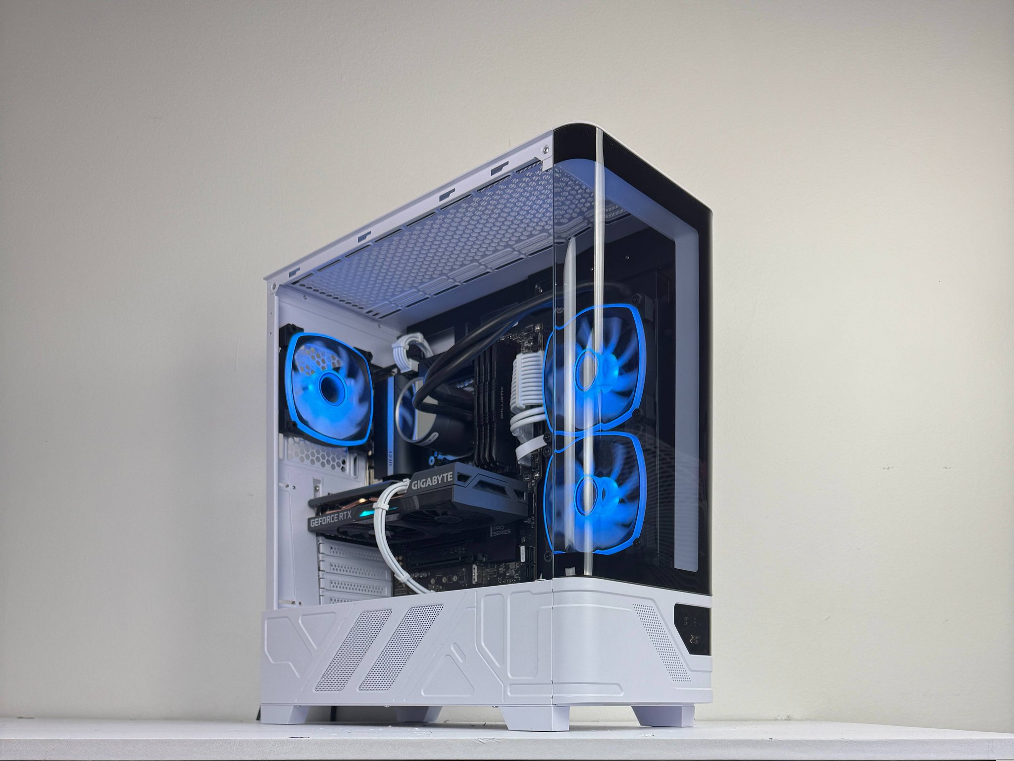🧬Helix🧬 | 1080p Gaming PC | Intel i5 11400F | Gigabyte RTX 3060 | 32GB DDR4 3200MHz