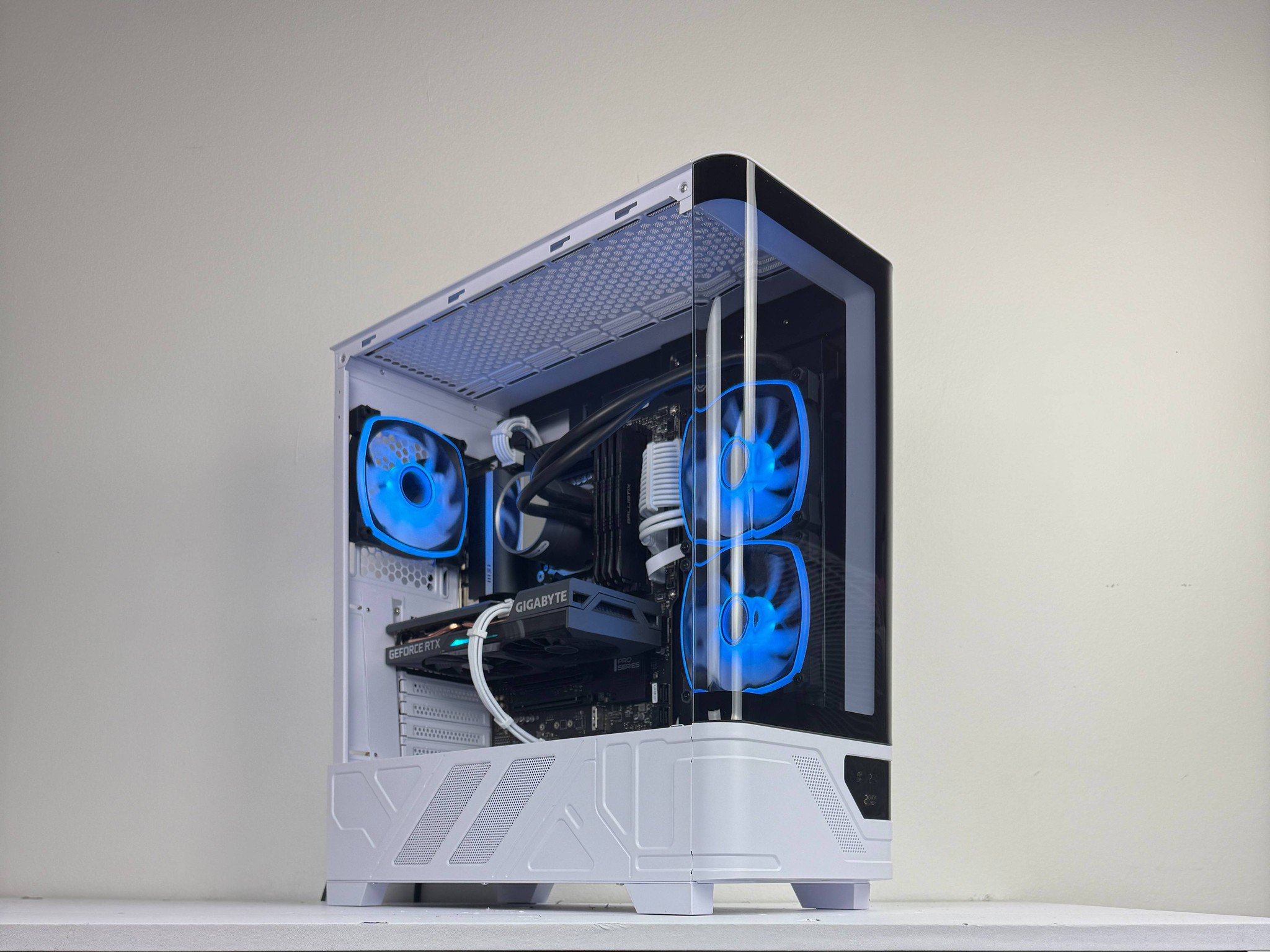 🧬Helix🧬 | 1080p Gaming PC | Intel i5 11400F | Gigabyte RTX 3060 | 32GB DDR4 3200MHz