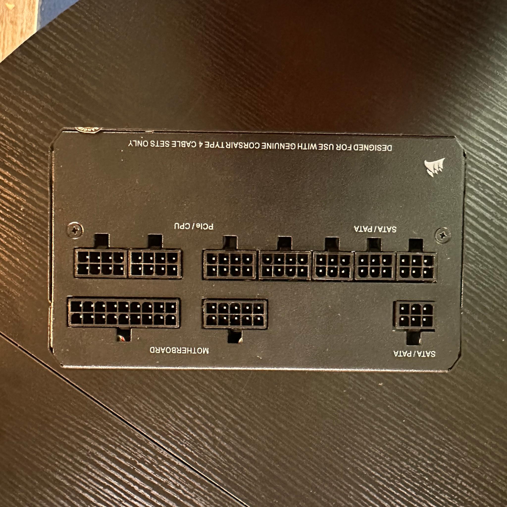 Corsair RM750x