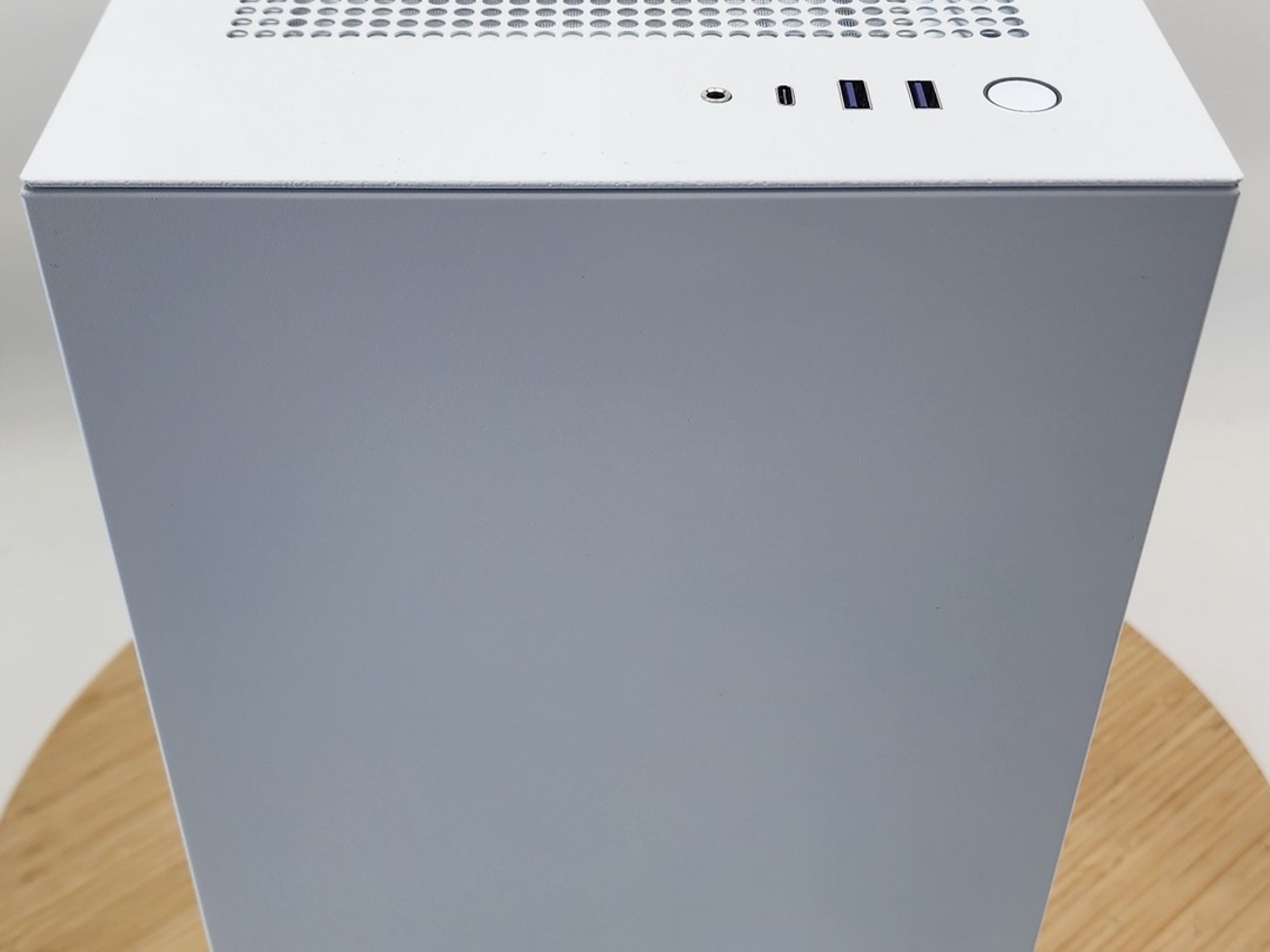 Gaming PC Ryzen 7 3700X 32GB RAM 1TB SSD RTX 4060 8GB Windows 11 Computer