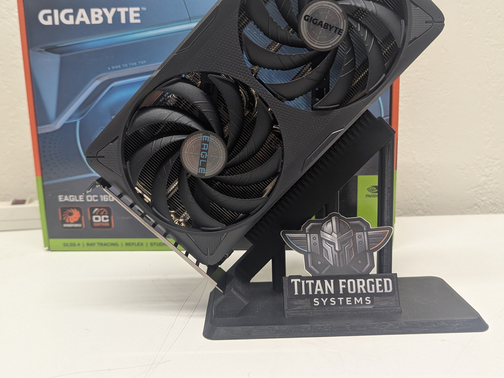 🦅 5060 Ti 16GB | GIGABYTE EAGLE OC