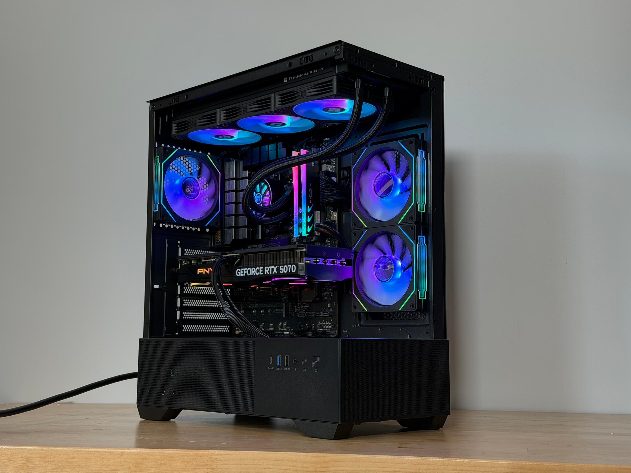 RTX 5070 Ryzen 7 7800x3d Gaming PC