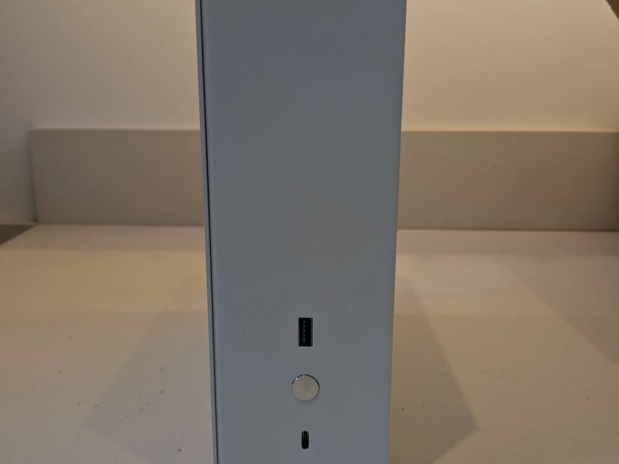 Living Room Gaming PC - Ryzen 5 8600G, 32 GB DDR5, 1 TB SSD