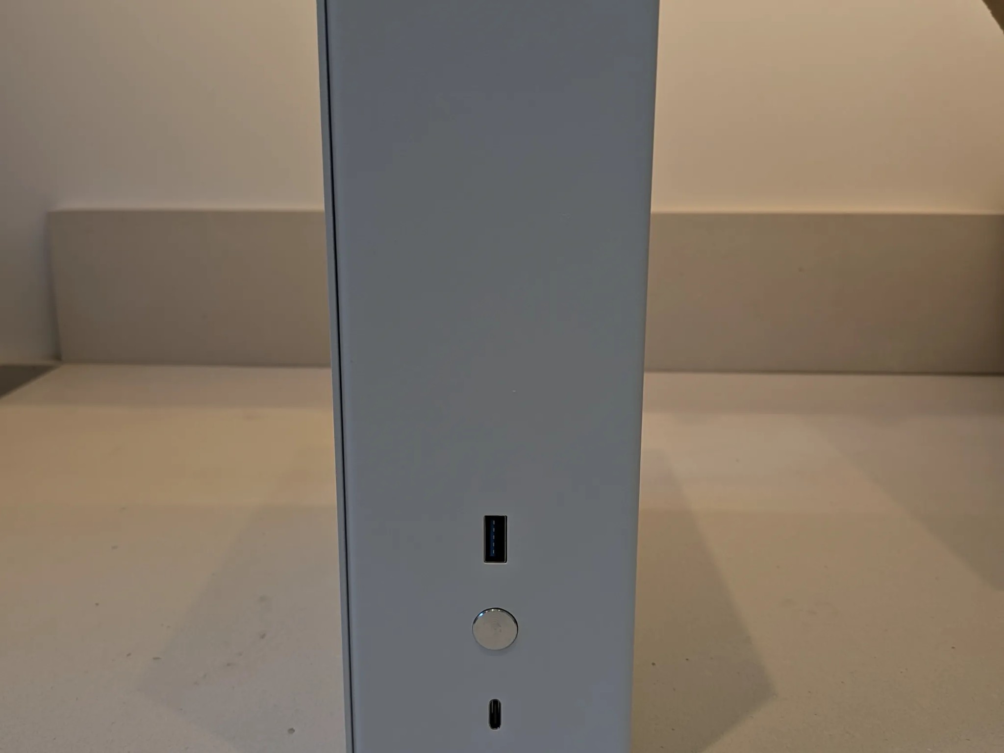 Living Room Gaming PC - Ryzen 5 8600G, 32 GB DDR5, 1 TB SSD