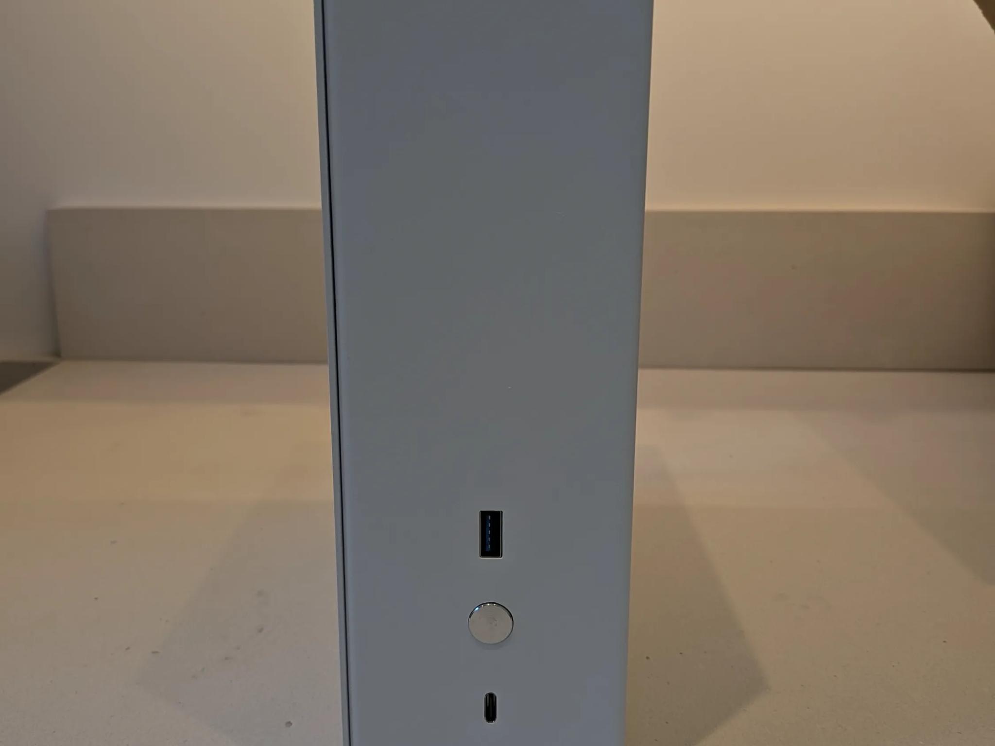 Living Room Gaming PC - Ryzen 5 8600G, 32 GB DDR5, 1 TB SSD