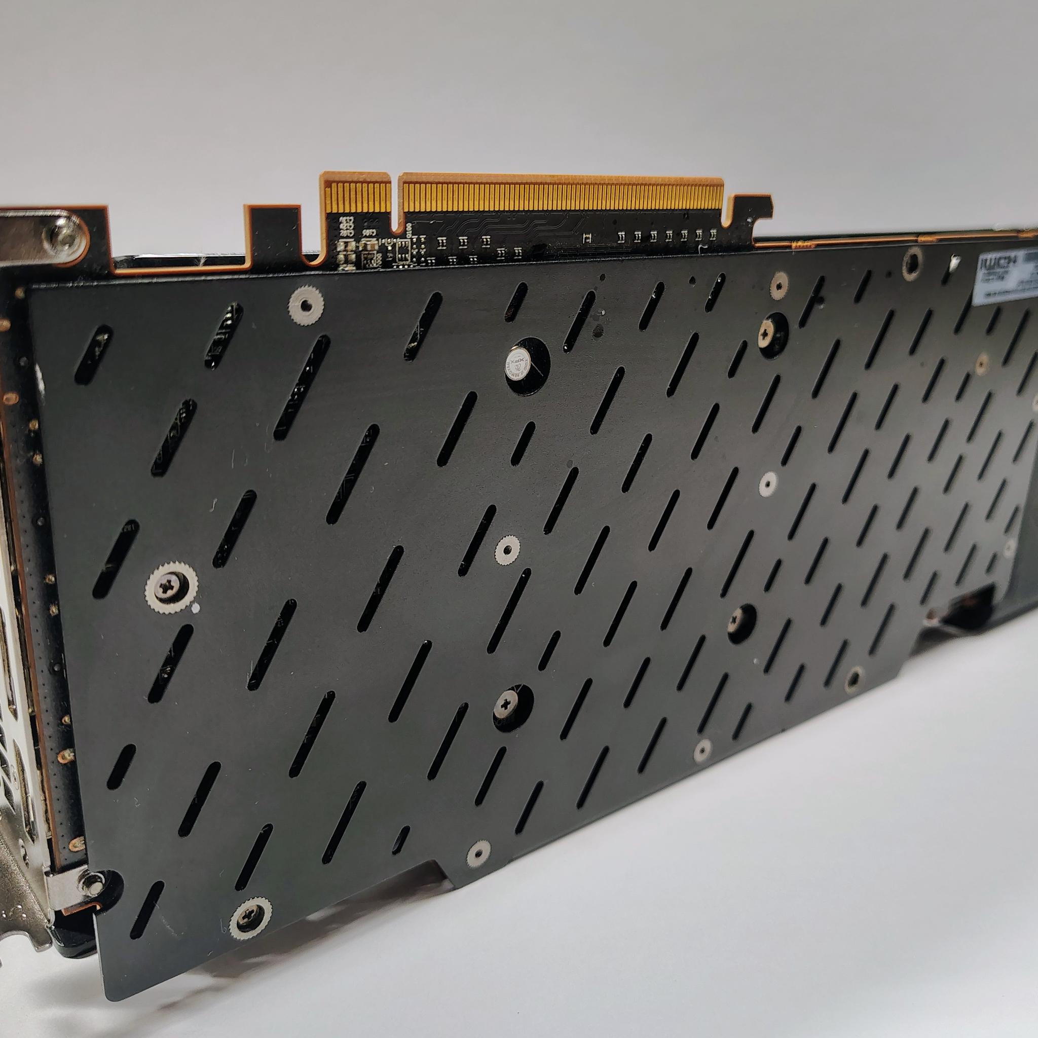 XFX Speedster SWFT 319 Radeon RX 6800