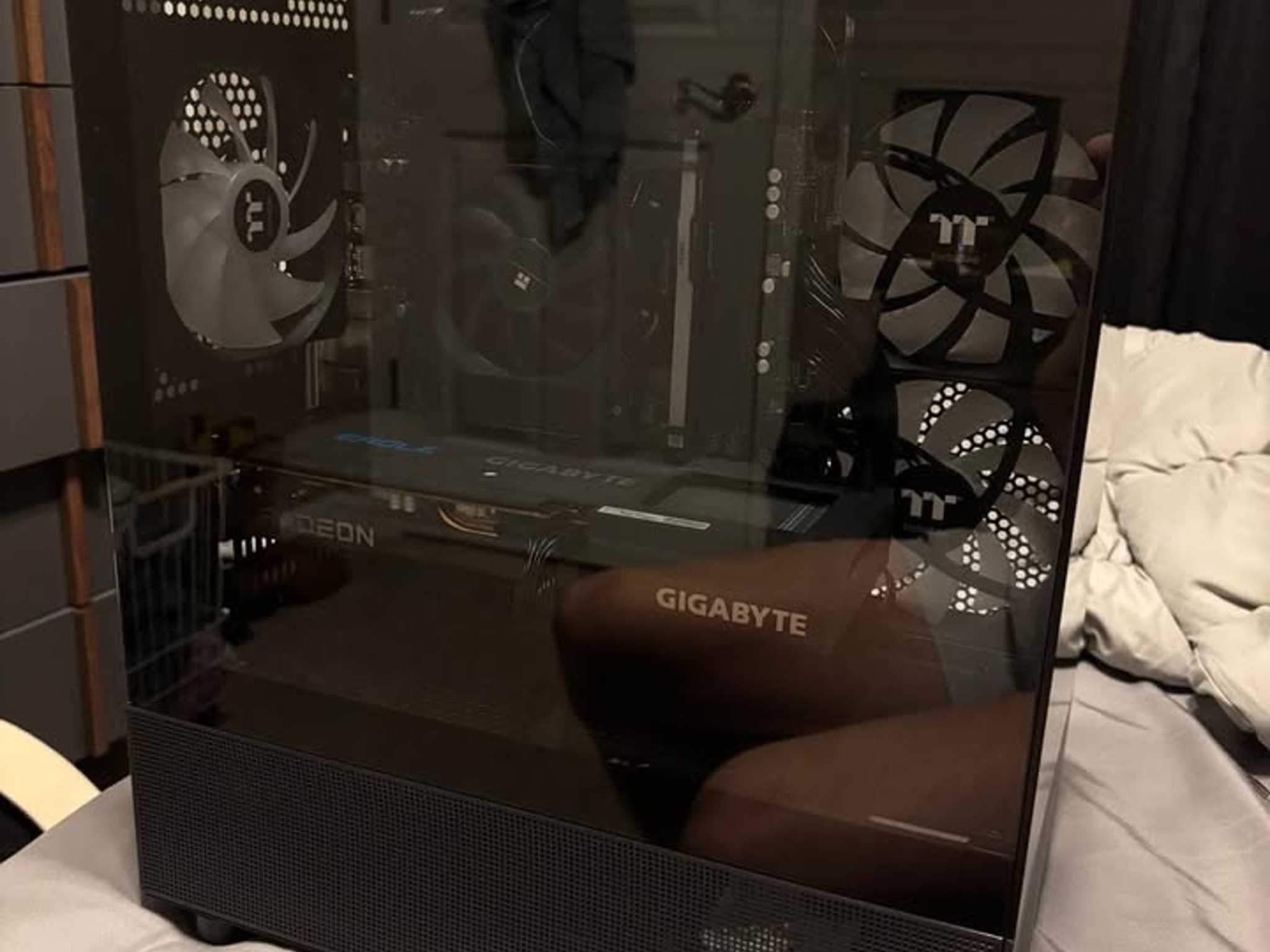 Gaming PC - RX 6600 / Intel Core Ultra 5 / 16GB DDR5