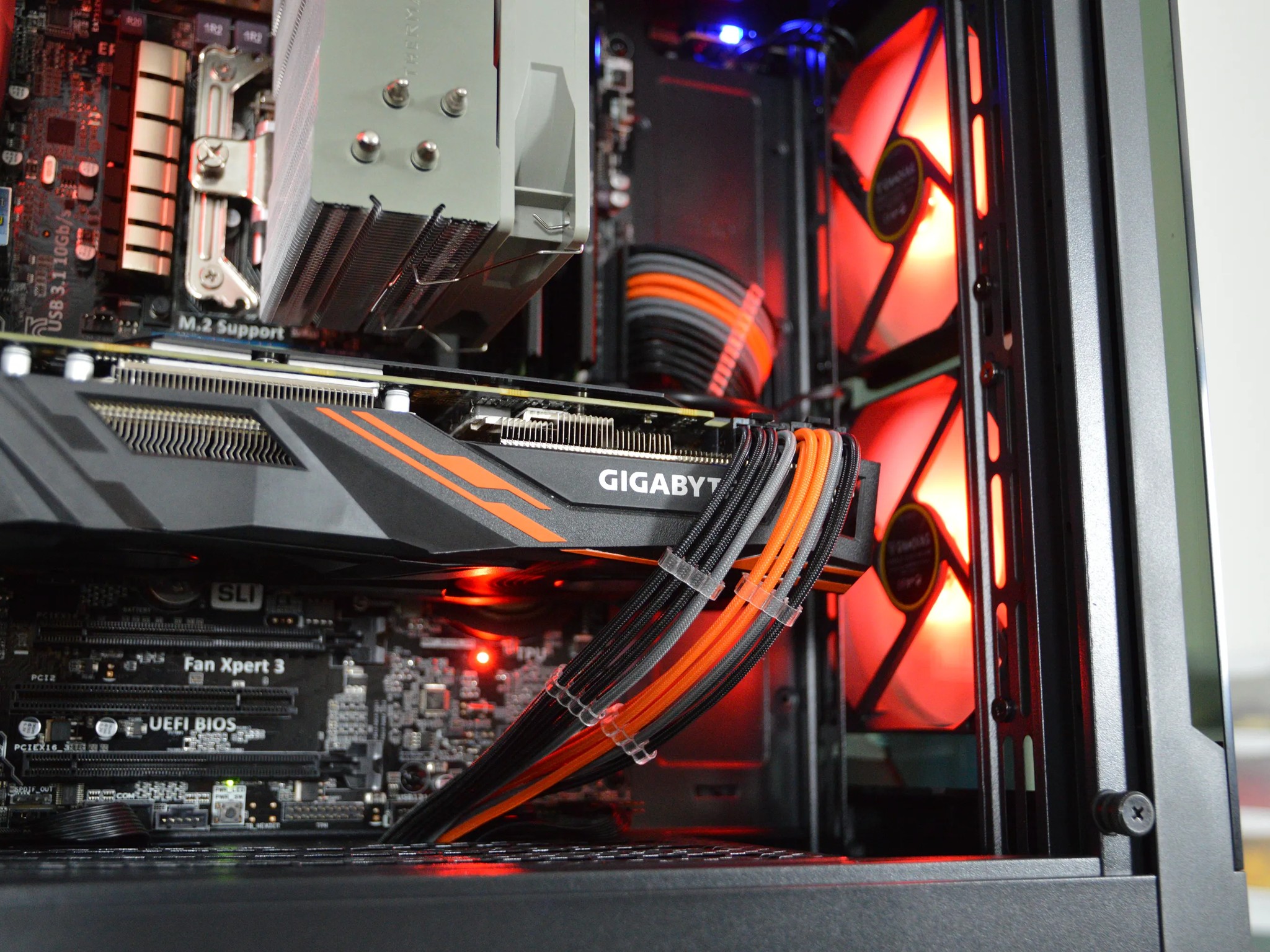 🔥⚫️| RX Vega 64 8GB | INTEL i7-4790k | 16GB DDR3 RAM | 512GB NVME SSD | Ring of Flame |