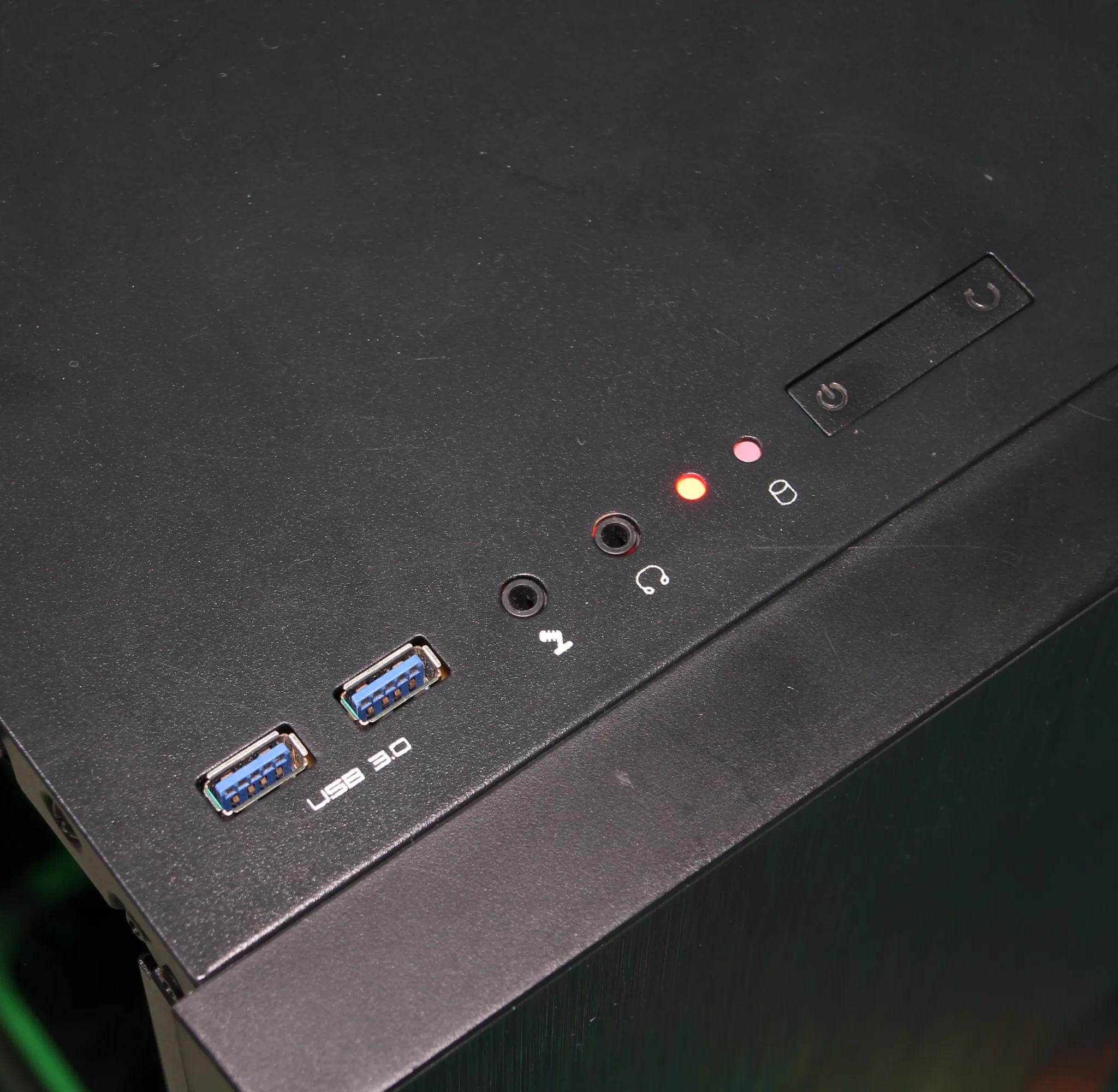 𝙒𝙍𝘼𝙏𝙃 // Core i5-9600K, RTX 2080 // Mid-Range Gaming PC