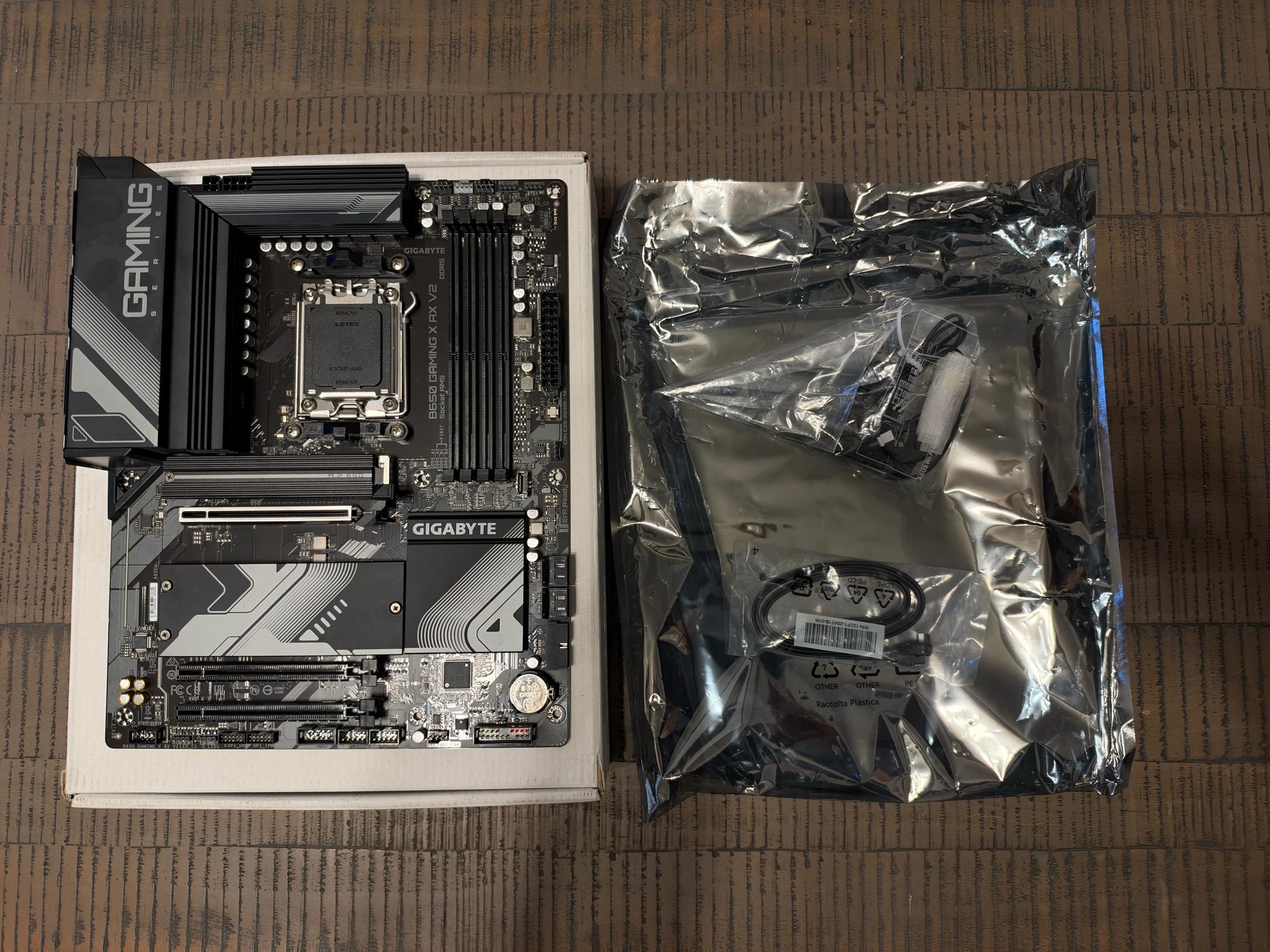 GIGABYTE B650 GAMING X AX V2