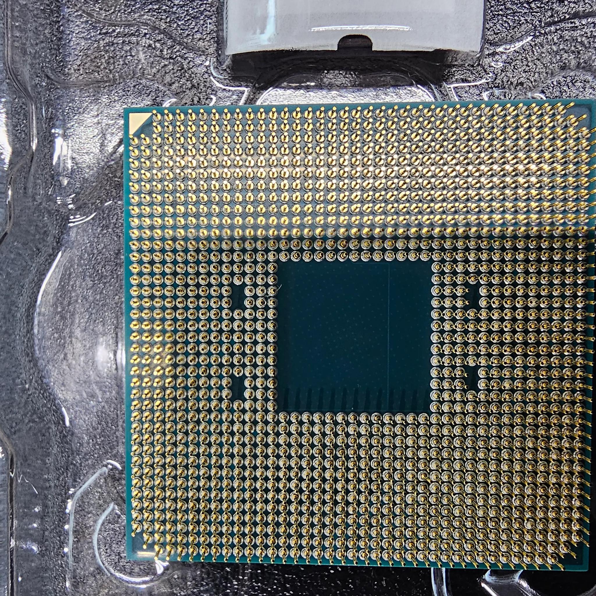 Ryzen 3700X