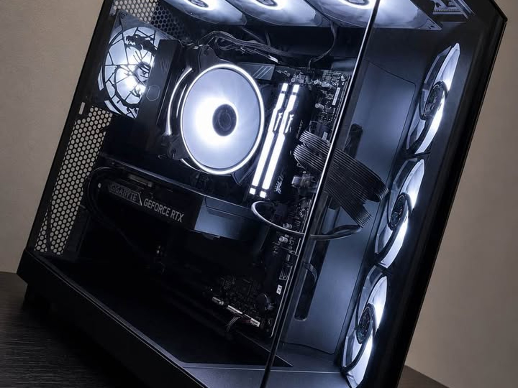 NEW RTX 5060 + Ryzen 5 7600X |Gaming PC Ultra Performance | 2TB SSD |