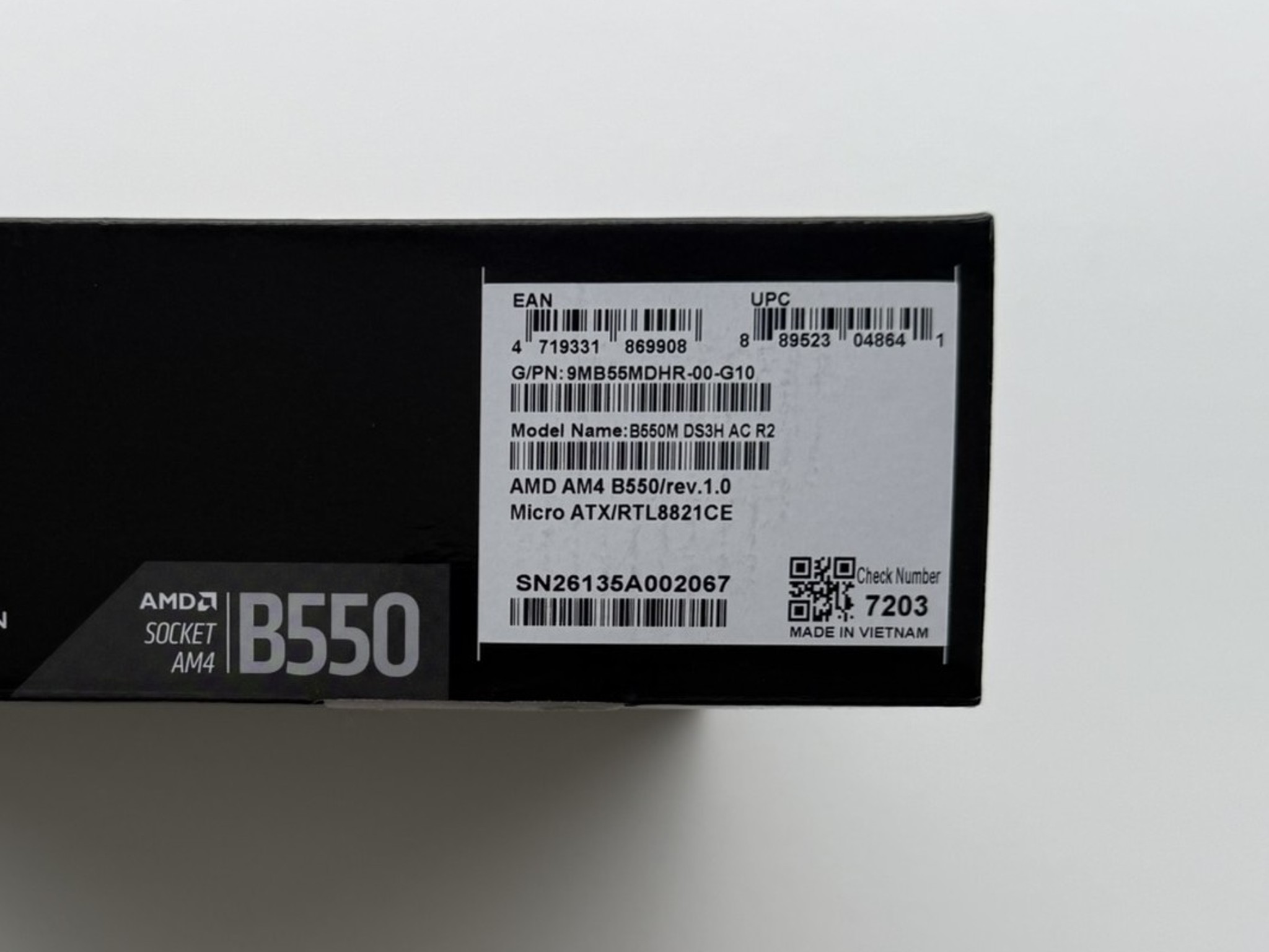 NEW GIGABYTE B550M DS3H AC R2 AM4 AMD B550 Micro ATX Motherboard