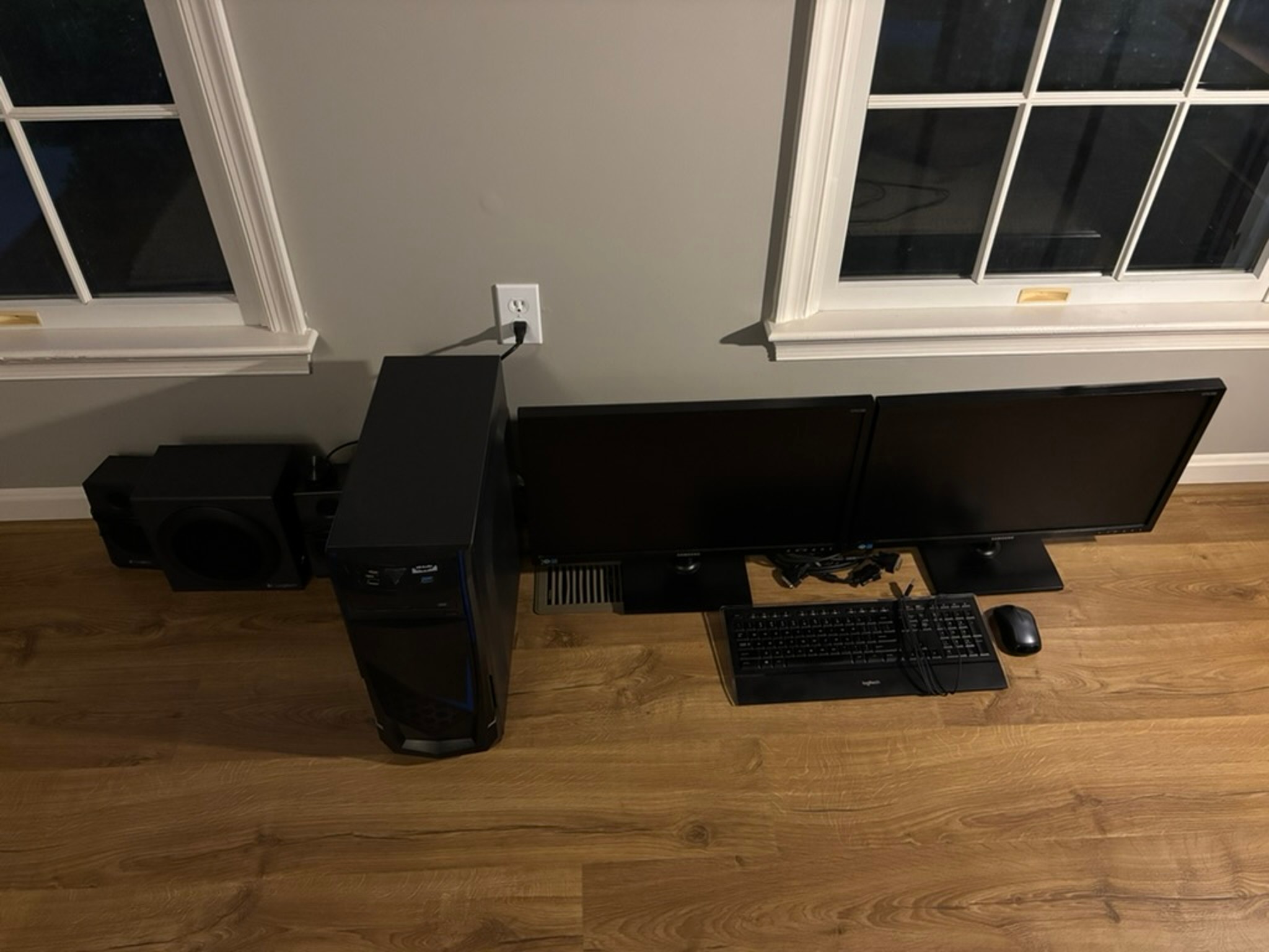 Mid-Level Gamer PC Bundle - Includes Everything!