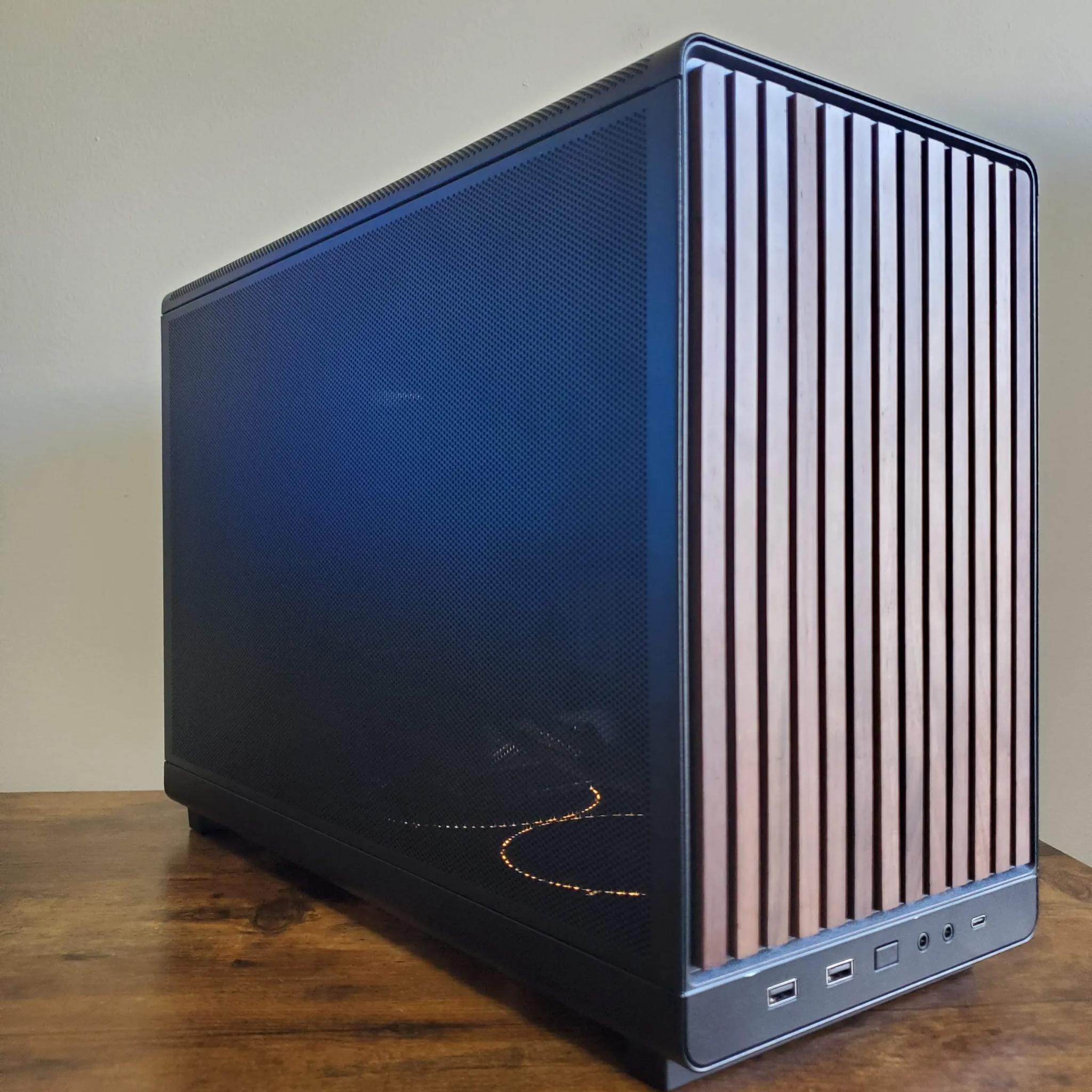 Lian Li A3 Wood Gaming PC | Ryzen 5 5500 | RX 6600 | 16GB DDR4 RAM| 1 TB NVME | Wifi