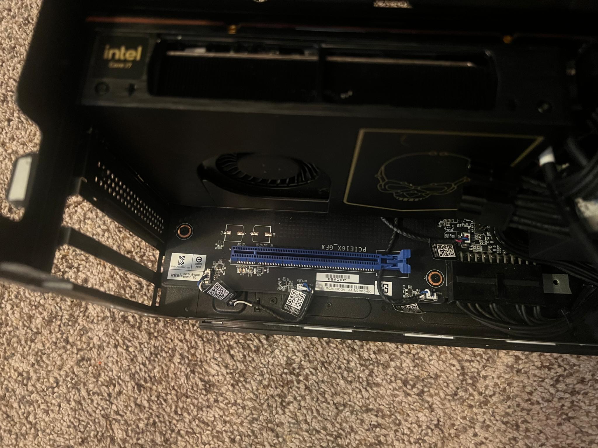 Intel nuc 12 extreme i7