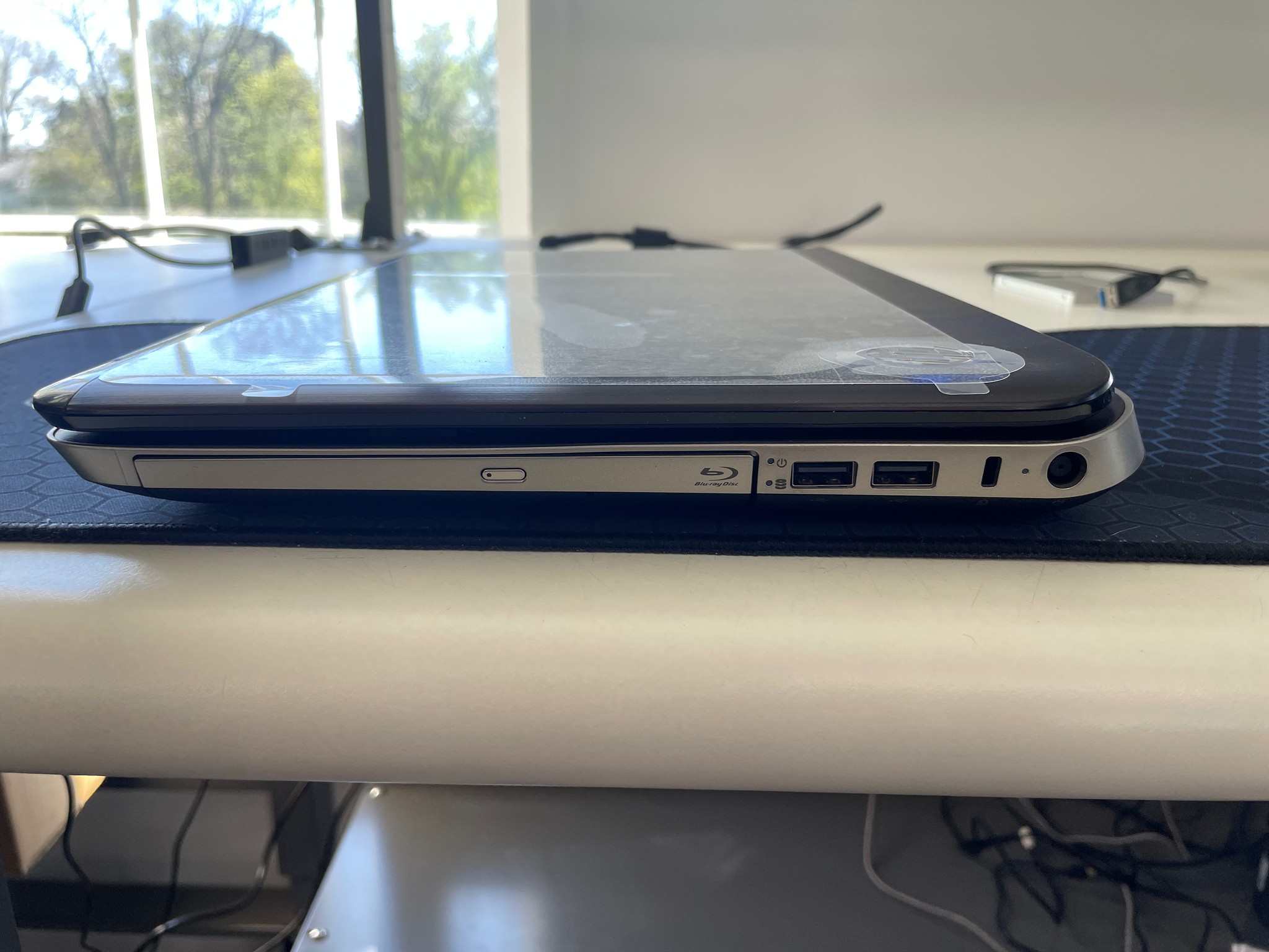 HP Pavilion dv6 (6GB RAM)