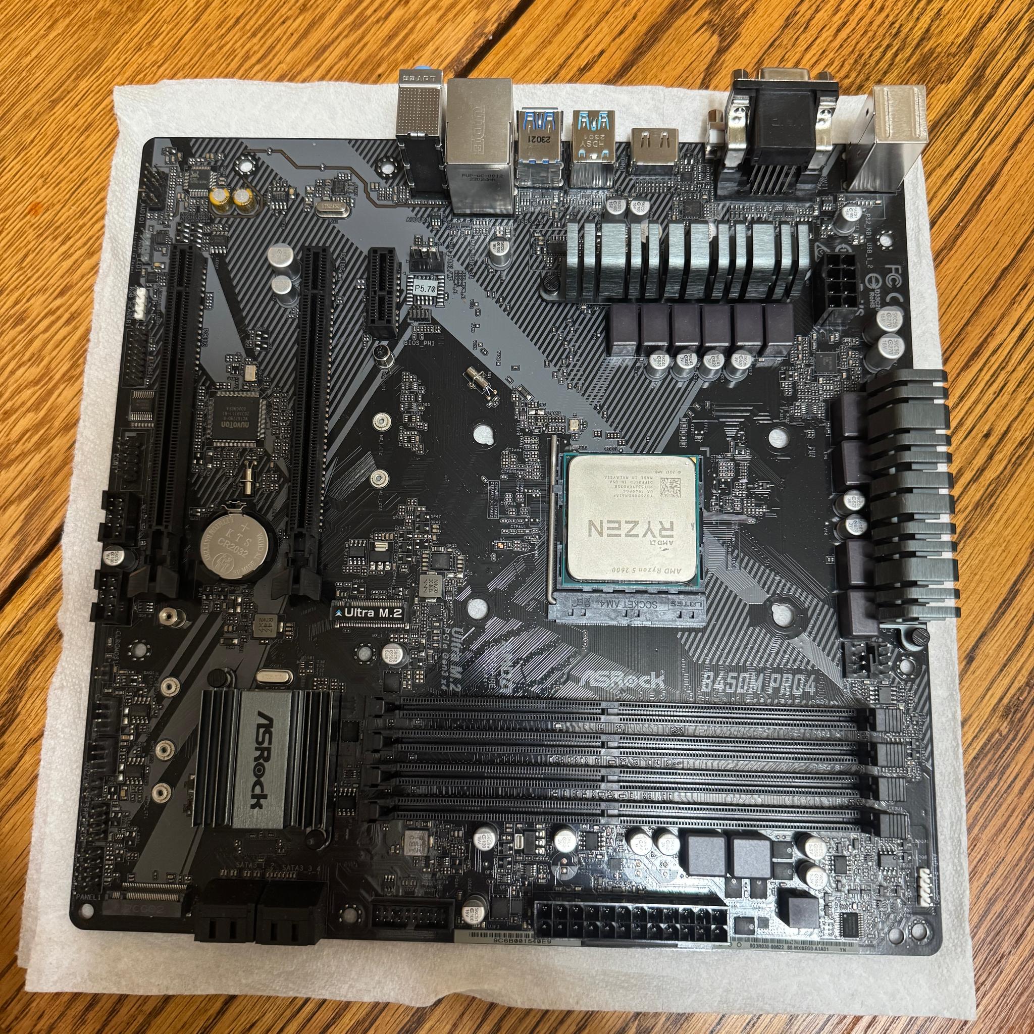 ASROCK B450M PRO4 R2.0 Socket AM4