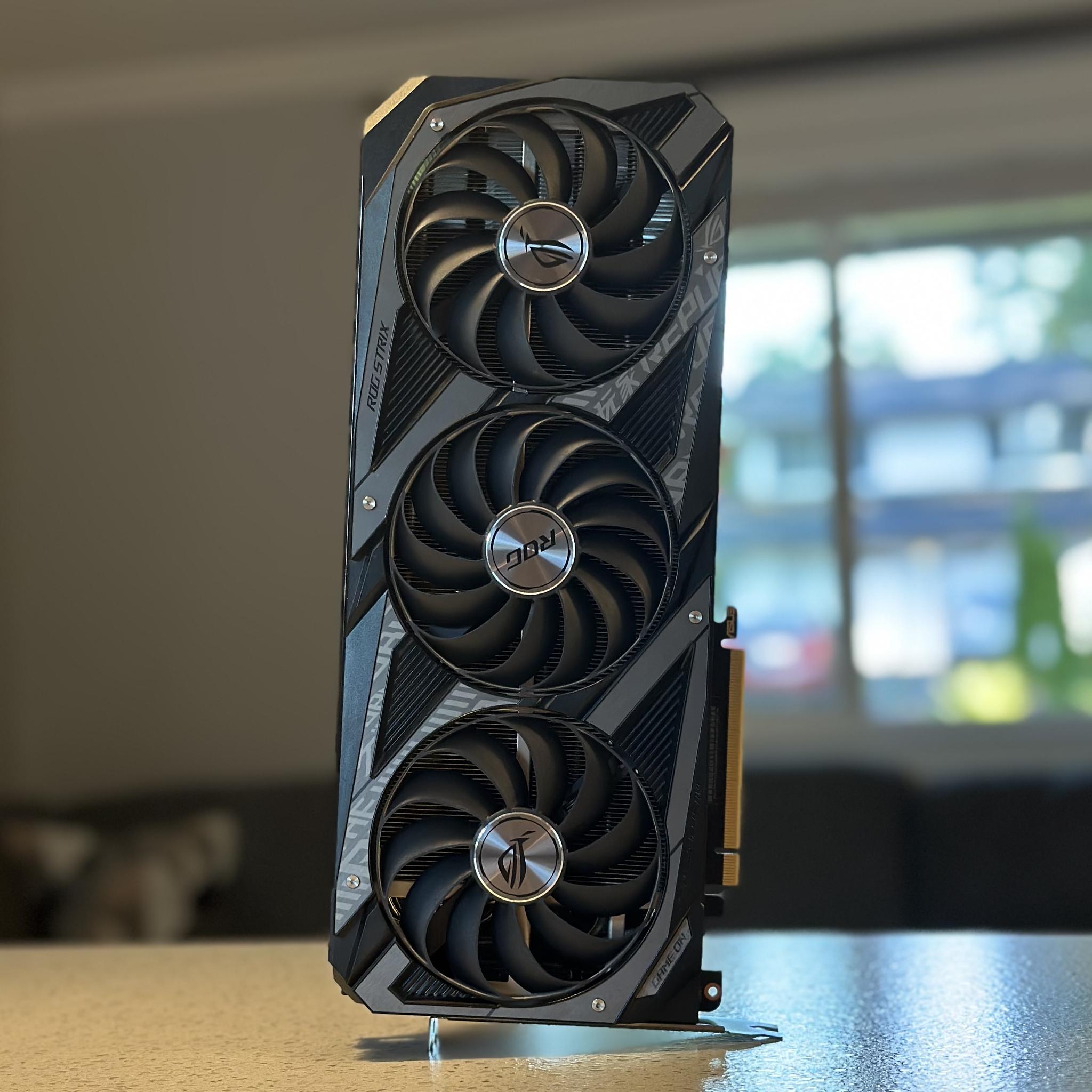 ASUS ROG STRIX 3080 12GB **mint conditon**