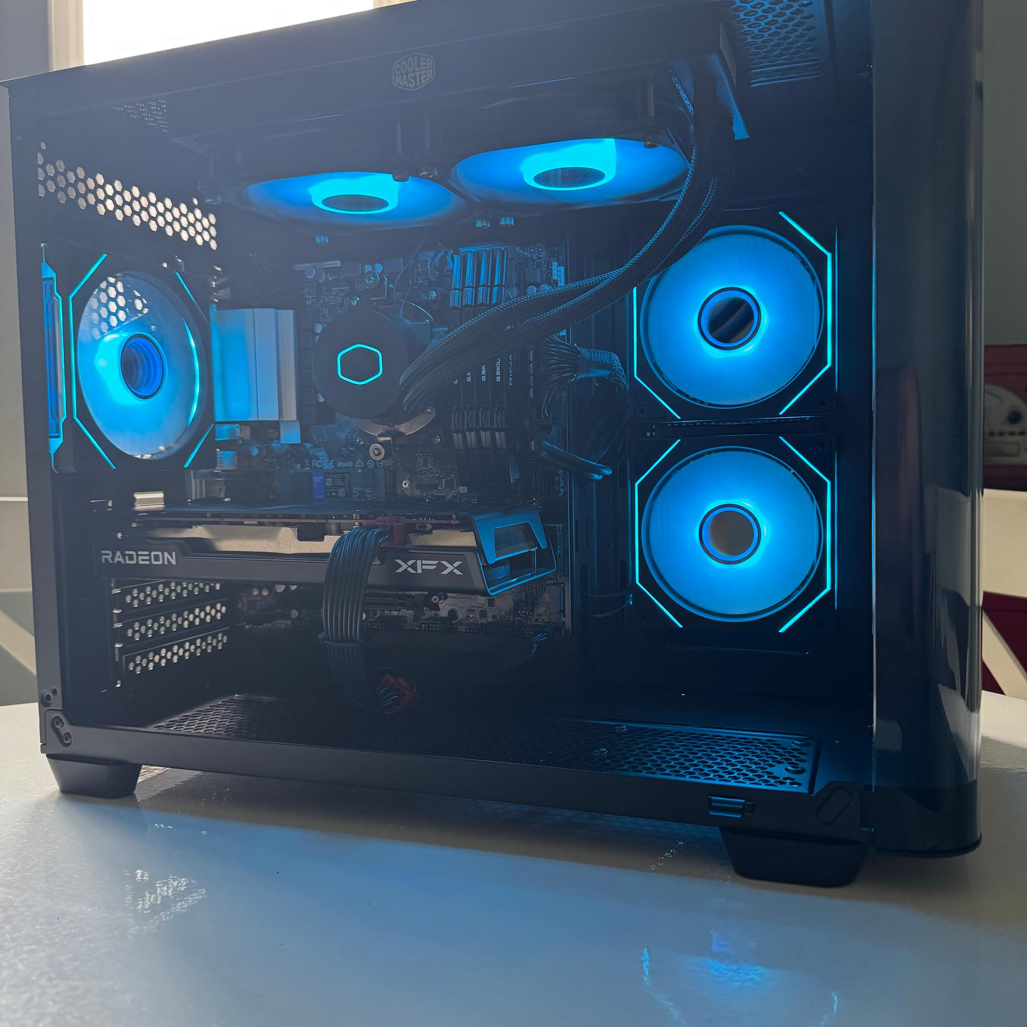 Gaming PC Rx 7600 - Ryzen 5 3600 - 32GB ram - 1Tb nvme