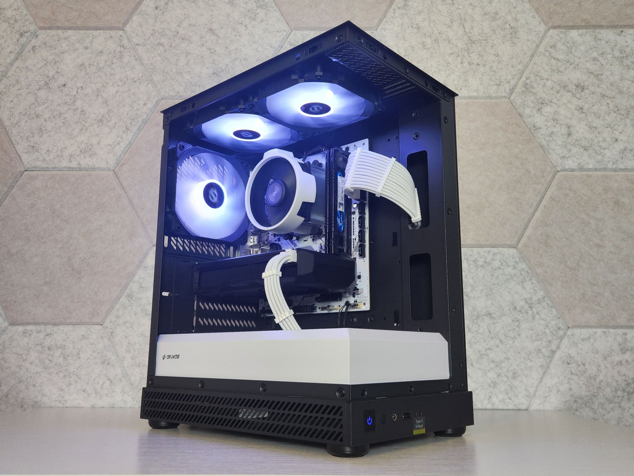 🤍🖤 AMD Gaming PC | RX 7600 | Ryzen 5 3600 | 16GB RAM | 512GB NVMe | Windows 11 | WiFi/Bluetooth