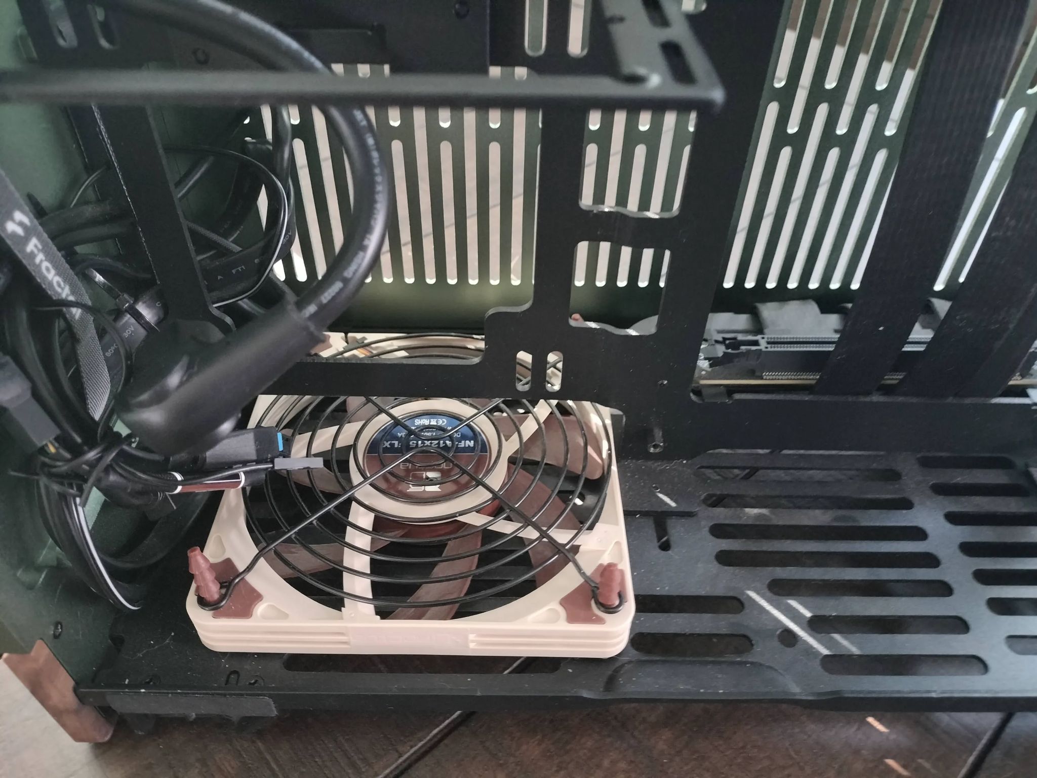 Fractal Design Terra Jade - Mini ITX Gaming case - [Noctua NF-A12x15 FLX included with Fan Guard]
