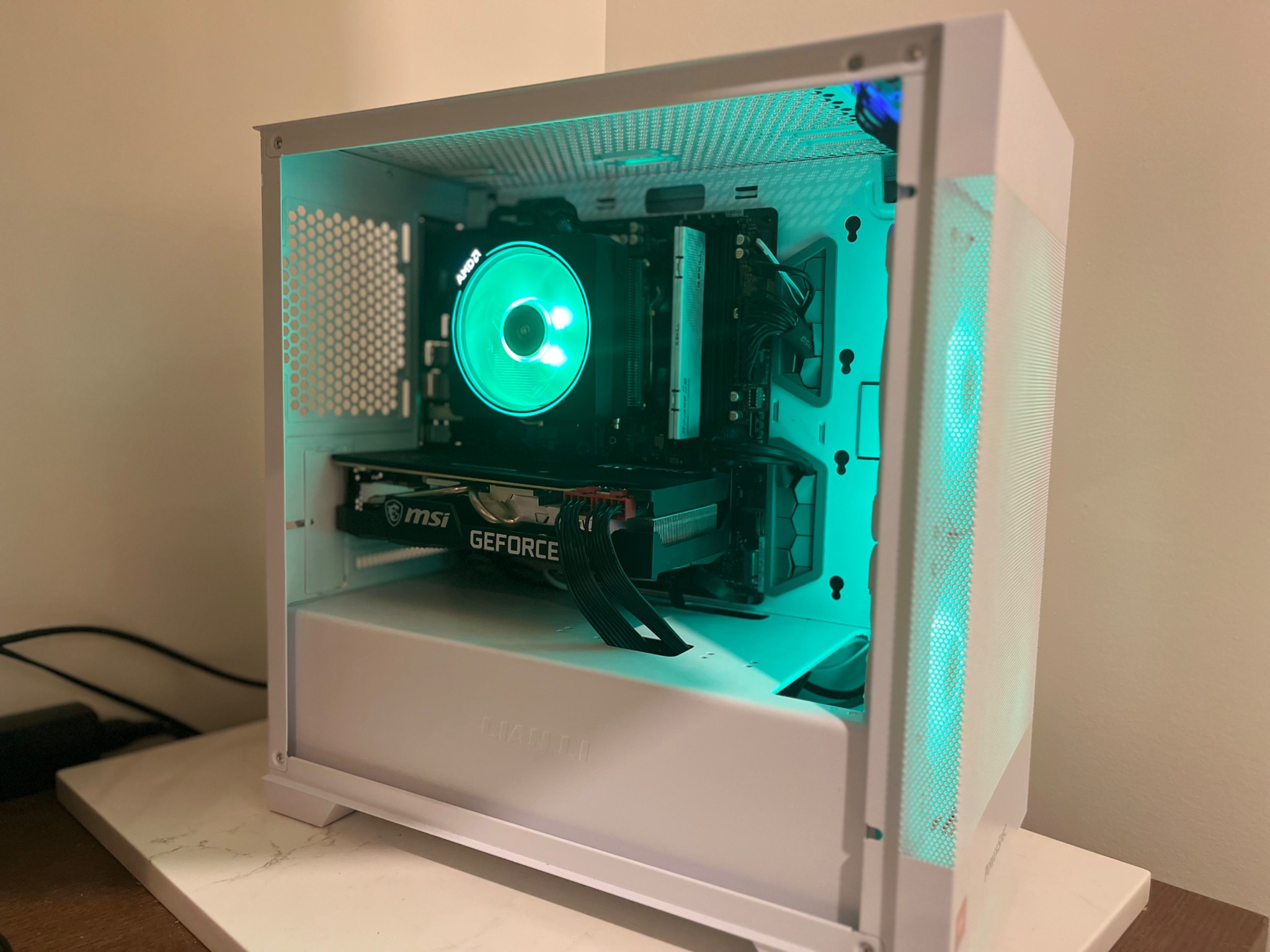 Ryzen 7 7700 | RTX 3060 Ti  |1080/1440p BEAST ⚪️🐺Gaming/Creator Pc