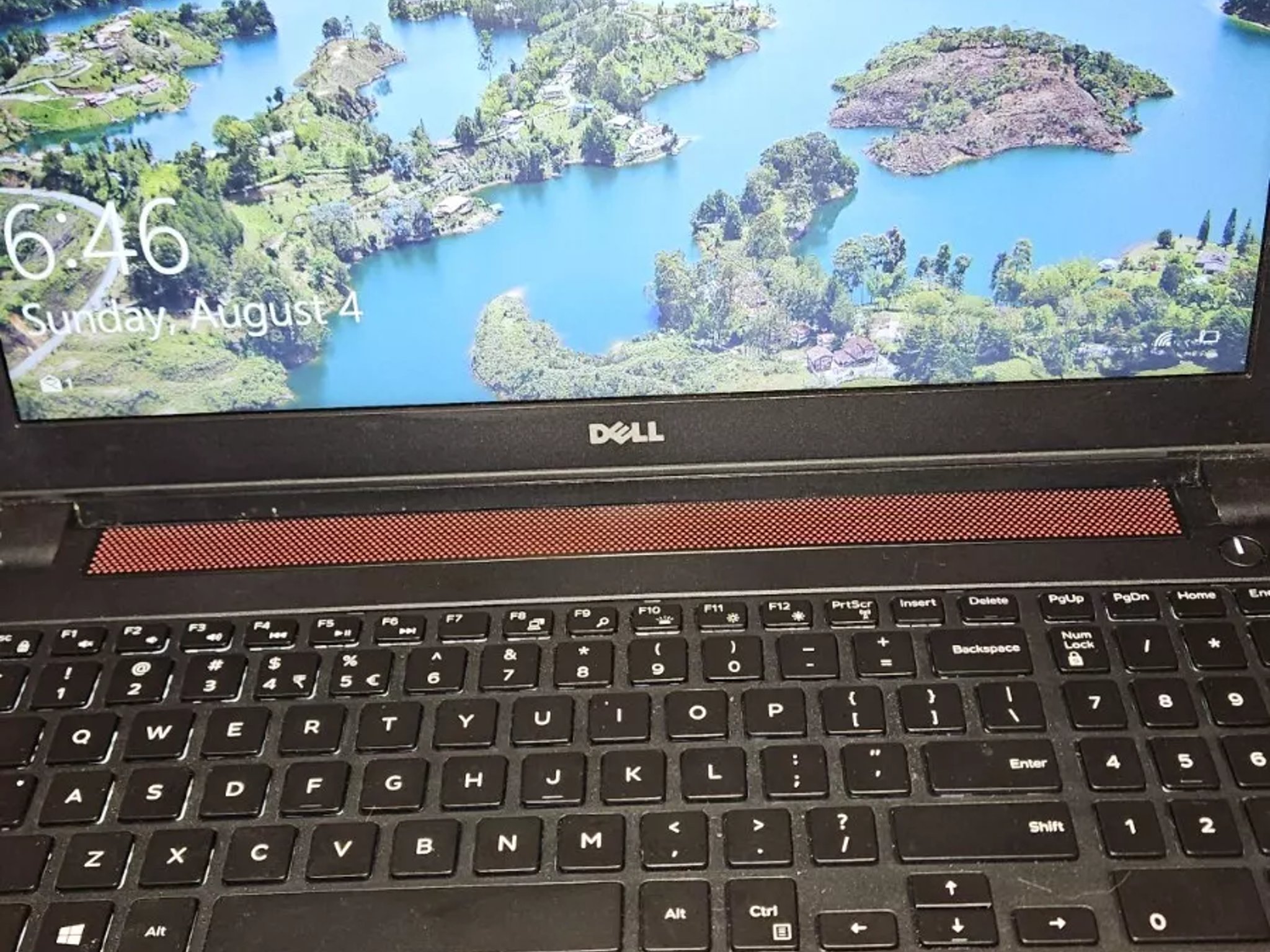 Dell Inspiron 15" Gamming Laptop. Core i5 6300. 16GB RAM. 256gb M.2 1TB HD 960m