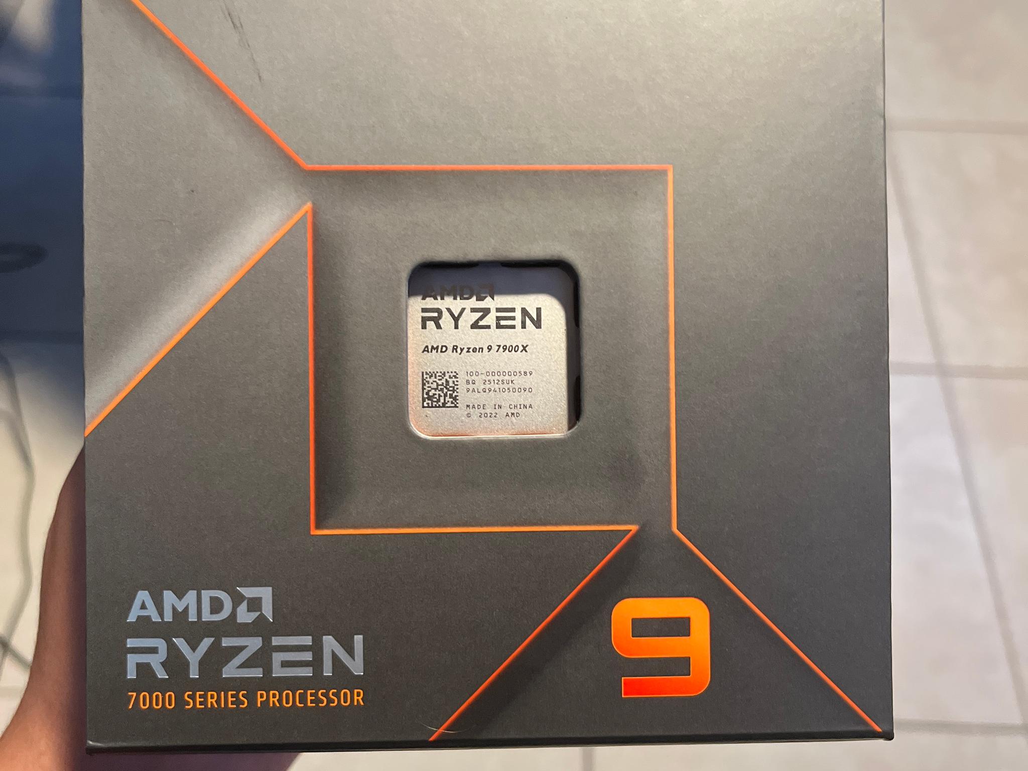 AMD Ryzen 9 7900X