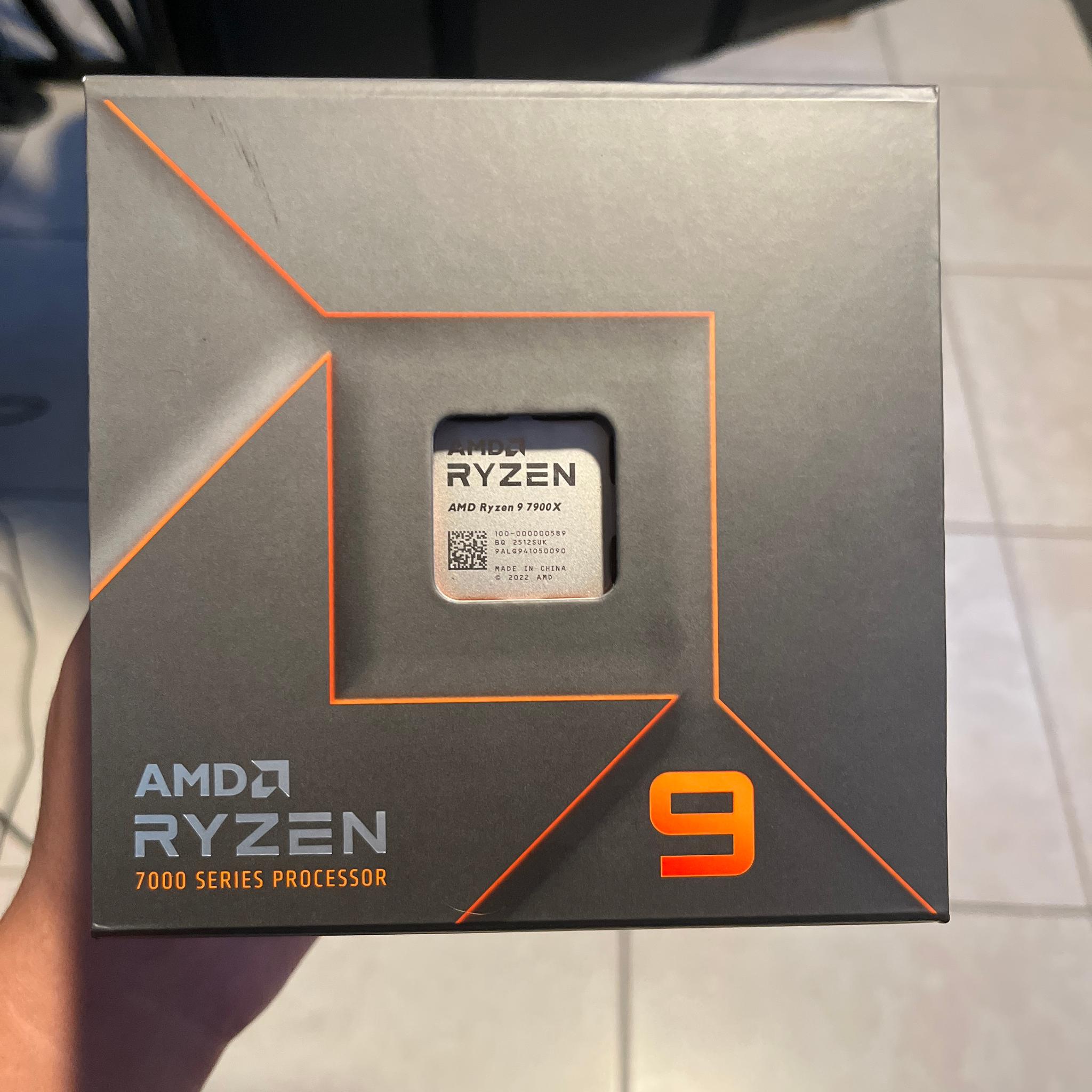 AMD Ryzen 9 7900X