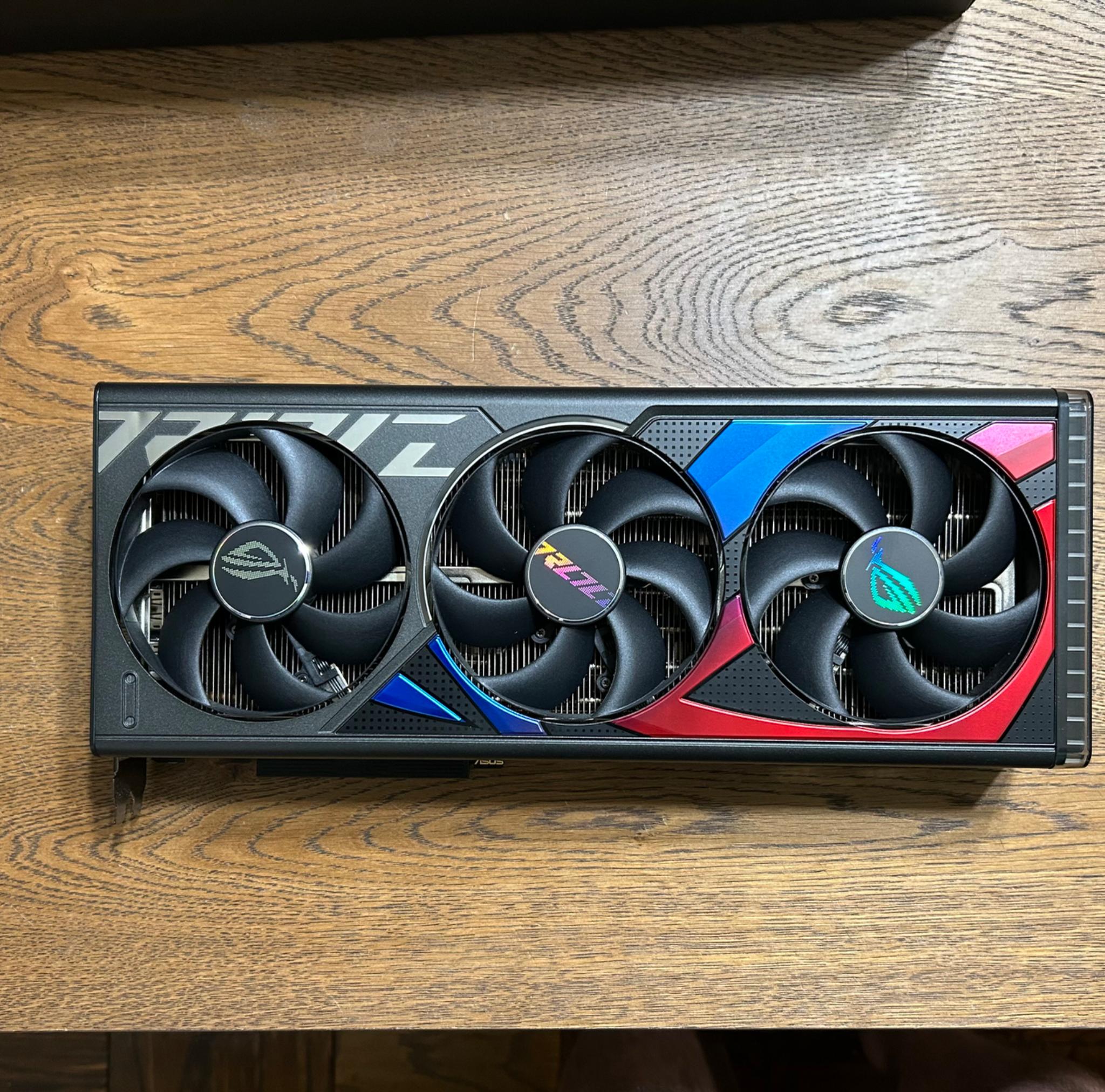 Asus ROG Strix RTX 4090 OC 24GB