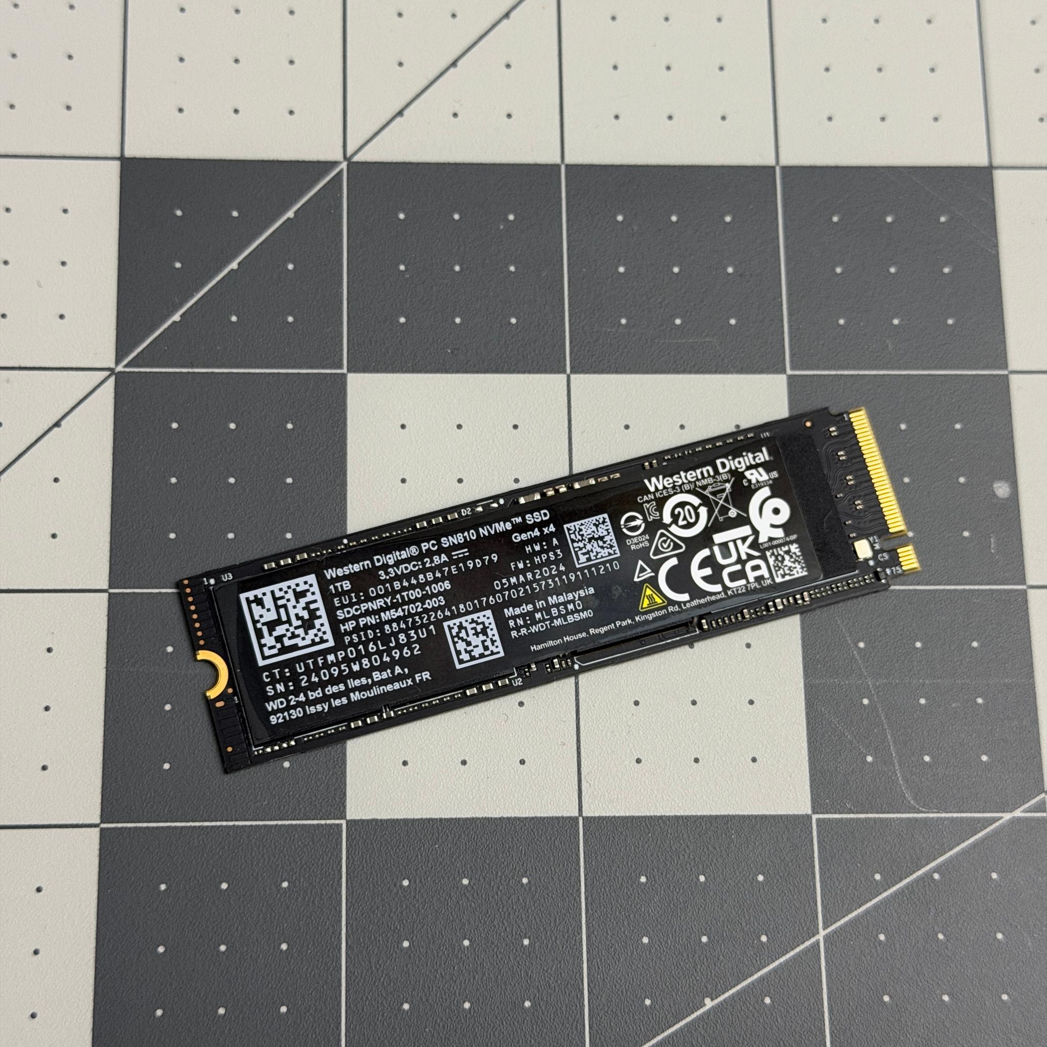 1TB SSD — Western Digital