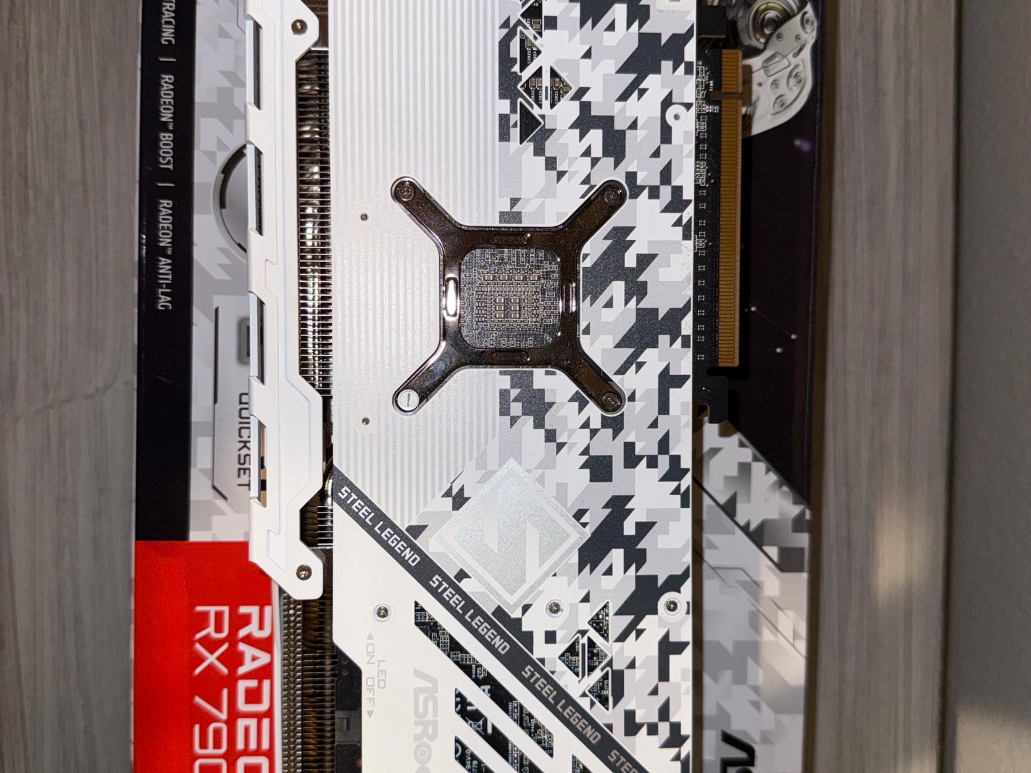7900 GRE - ASROCK Steel Legend OC
