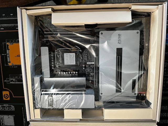 Gigabyte Z590 Vision D Creator LGA1200
