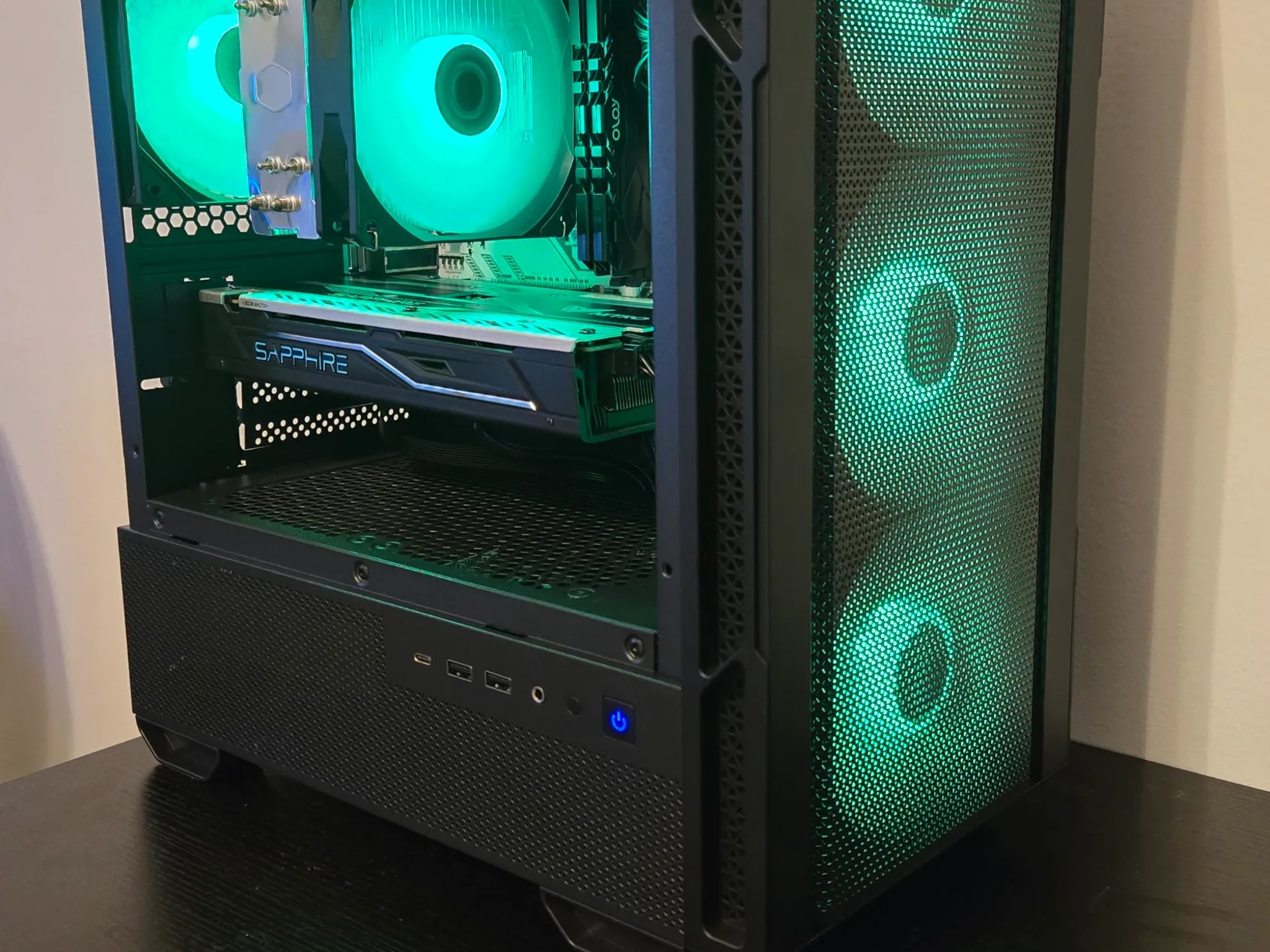 💚 VENOMSTRIKE 💚 RGB Gaming PC | Ryzen 5 2600 + RX 480 8GB | 16GB RAM + NVMe SSD!