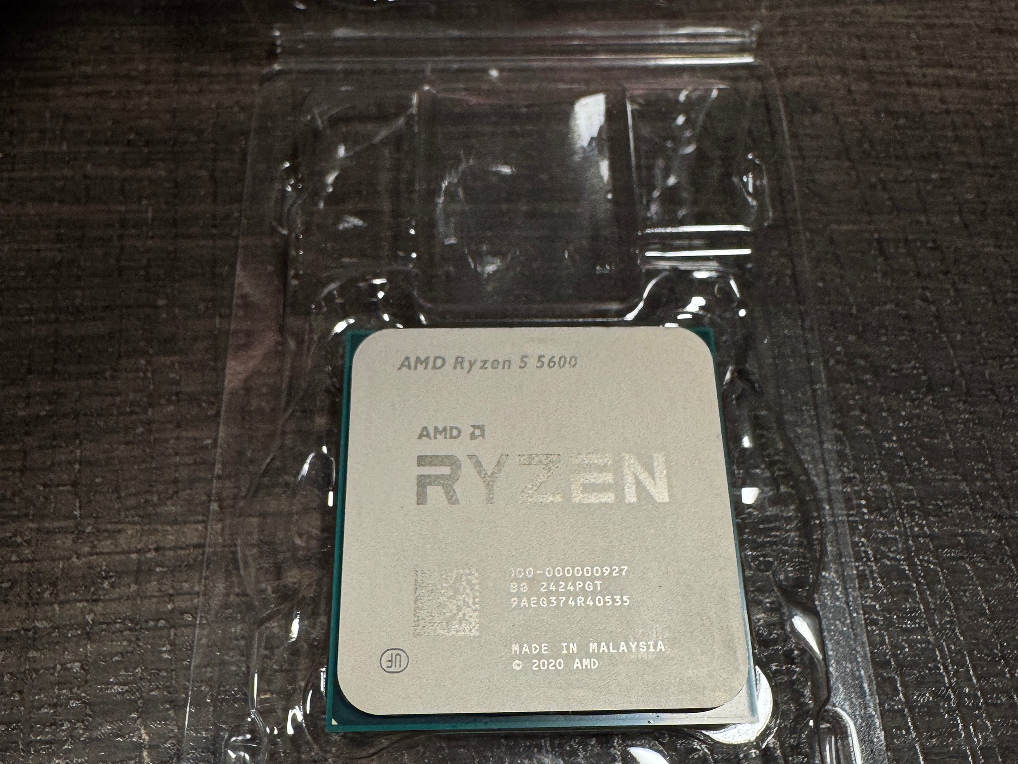 AMD Ryzen 5 5600 6 Cores 12 Threads