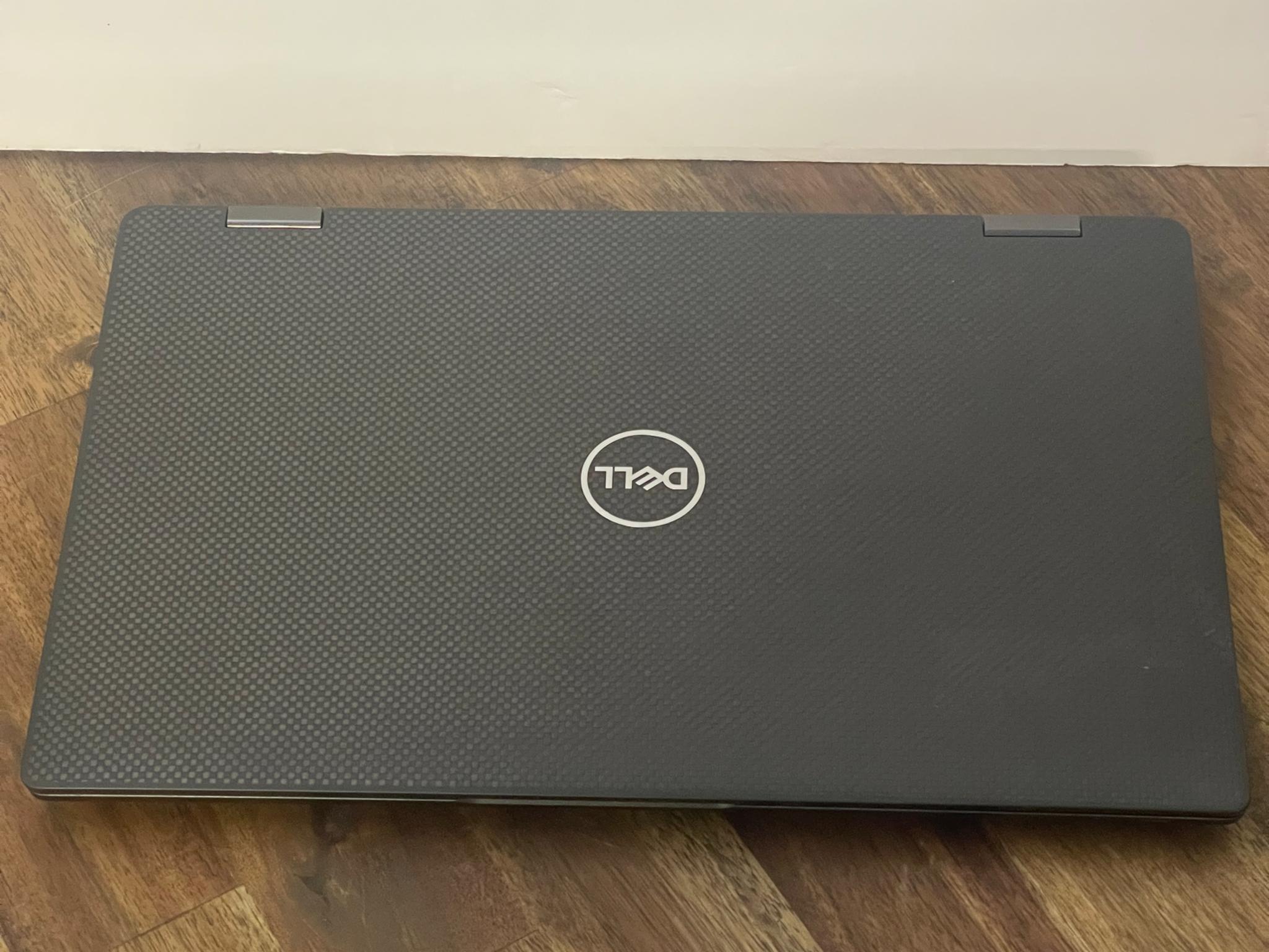 Nebula Voyager | Dell Latitude 7420 14"| i7-1185G7 3.0GHz 16GB 512GB