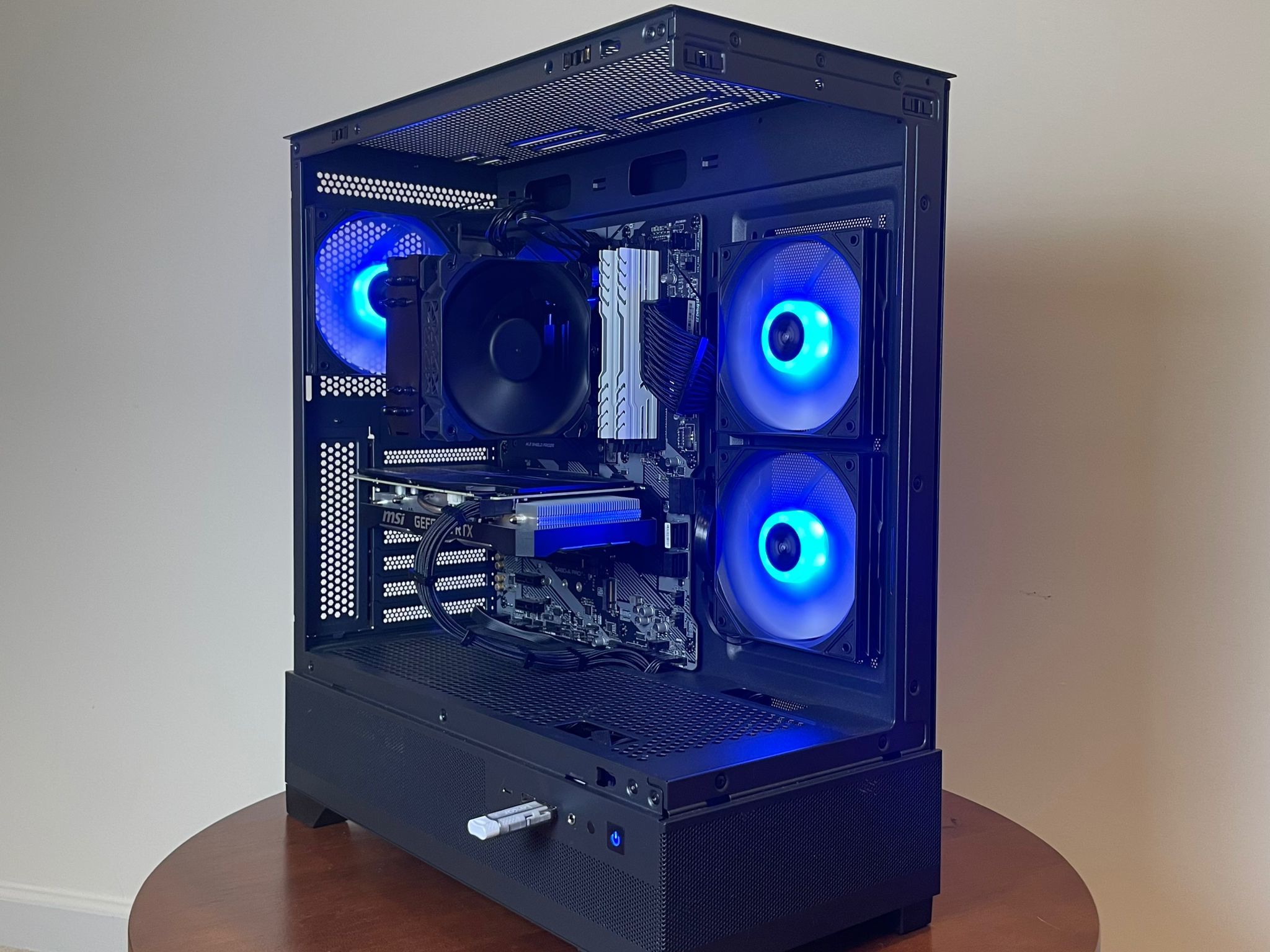 1080p Intel i7-10700K, RTX 2070, 1TB Storage, 16GB RAM, RGB Esports Midrange Gaming PC