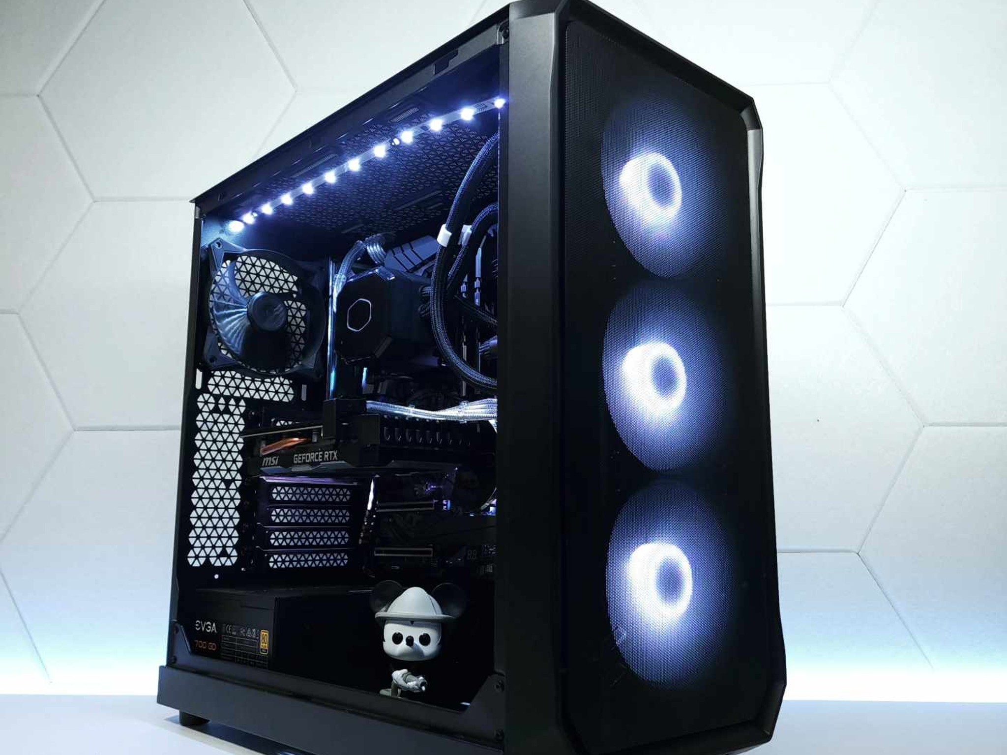 🖤🤍RTX 2070 | Core i7 8700K | 16GB 3200MHz | 1.5TB NVMe + SSD