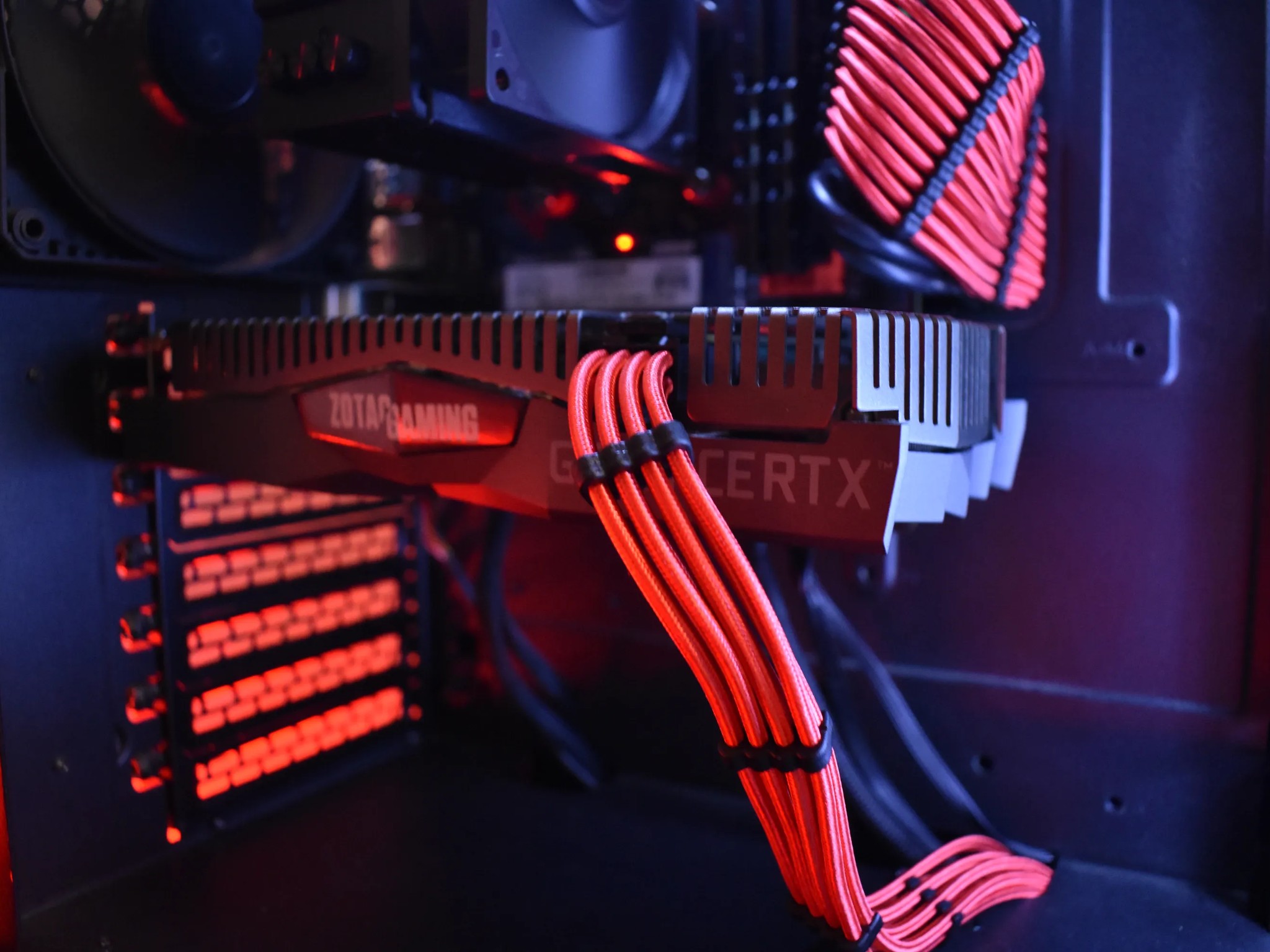Gaming PC: RTX 2060 | Ryzen 5 3600 | 16GB DDR4 | 700w PSU